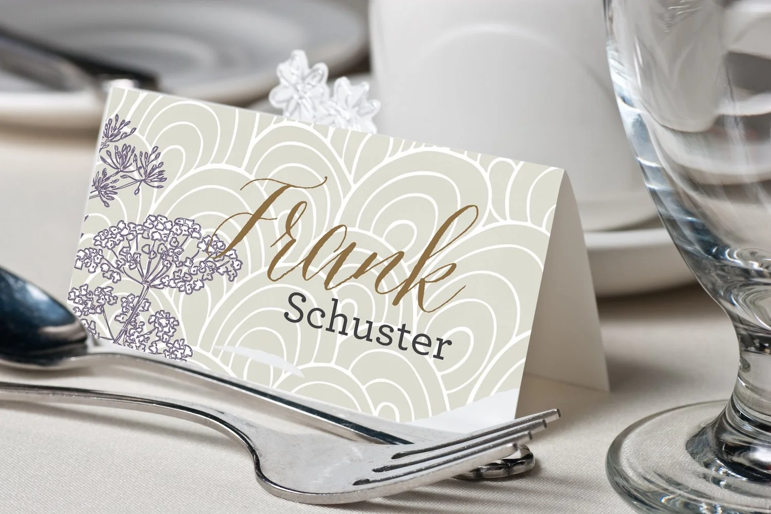 Place settings.