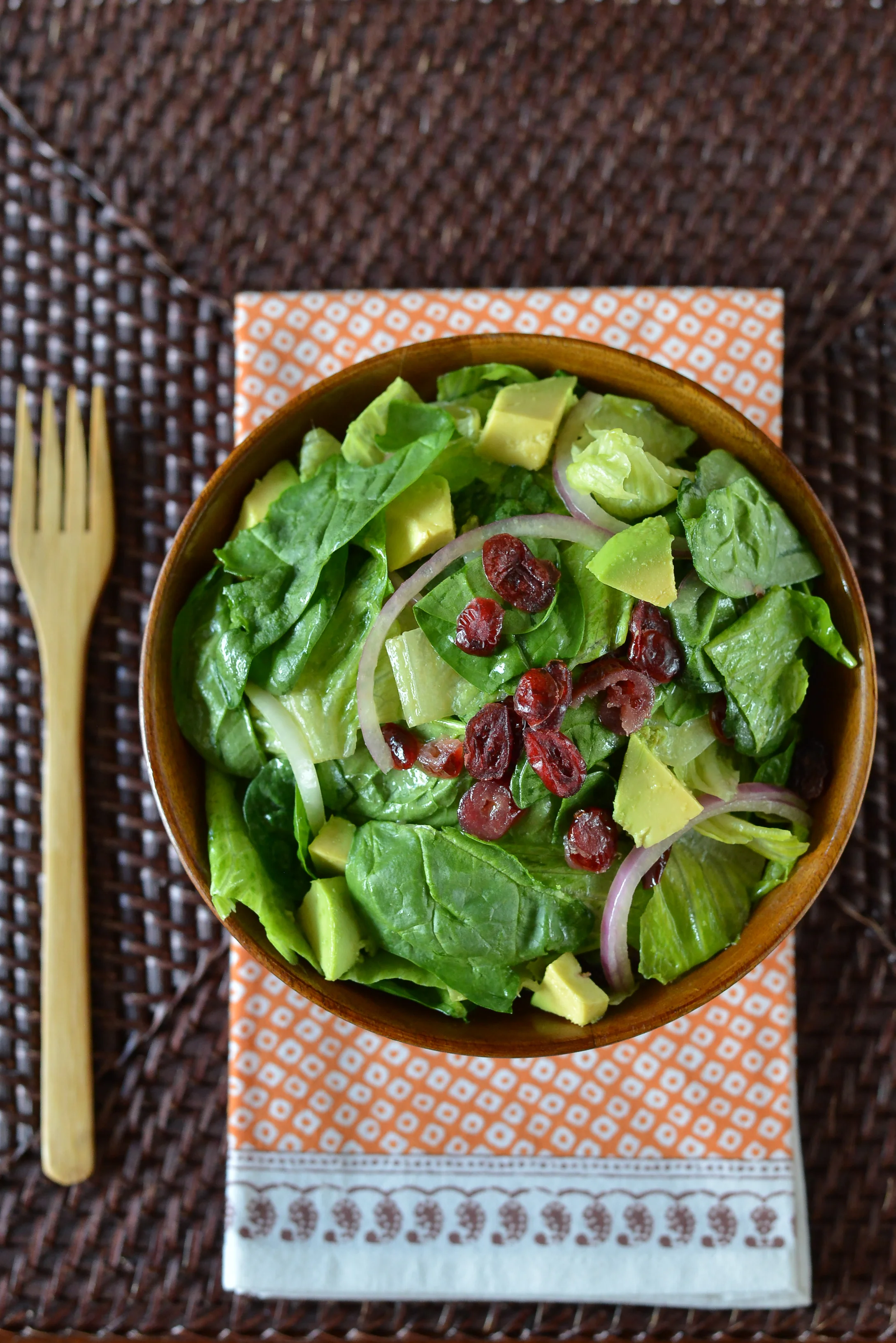Cranberry Spinach Salad with Avocados