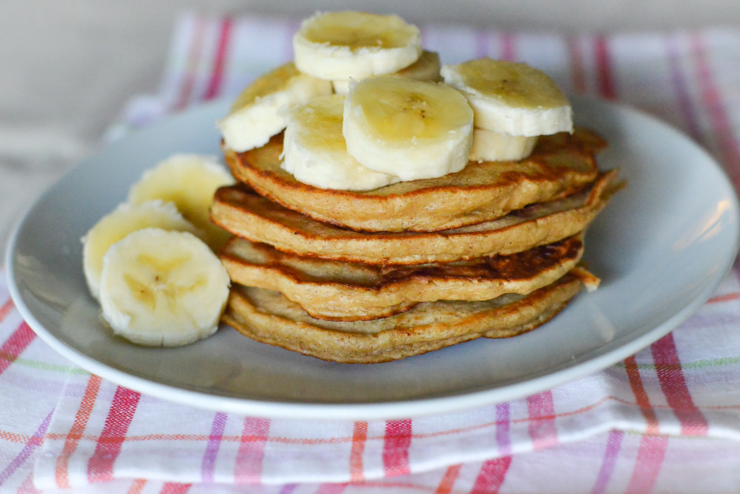 Banana Yogurt Pancakes