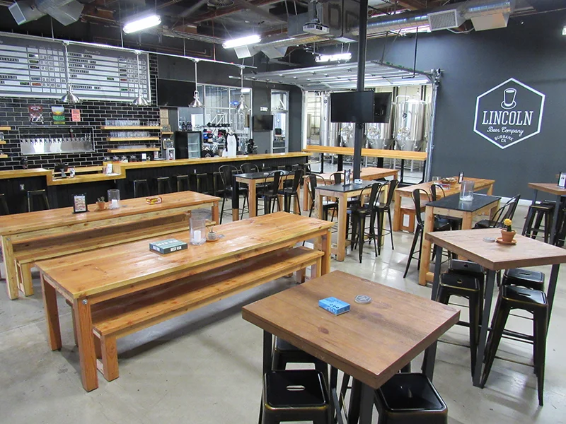 DAYTIME: TAPROOM LAYOUT TOWARD BREWERY