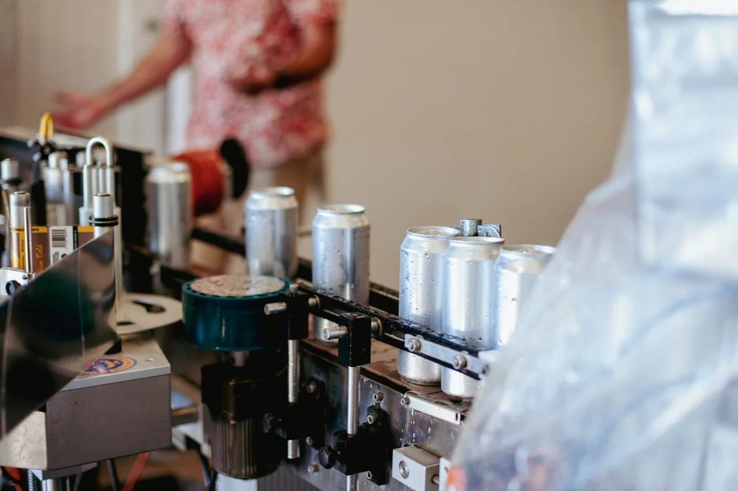 Behind every great beer is a little behind the scenes magic! From the canning line to the finished product, this is where Lincoln beer comes to life 🍻

Photos by @wood.andersen