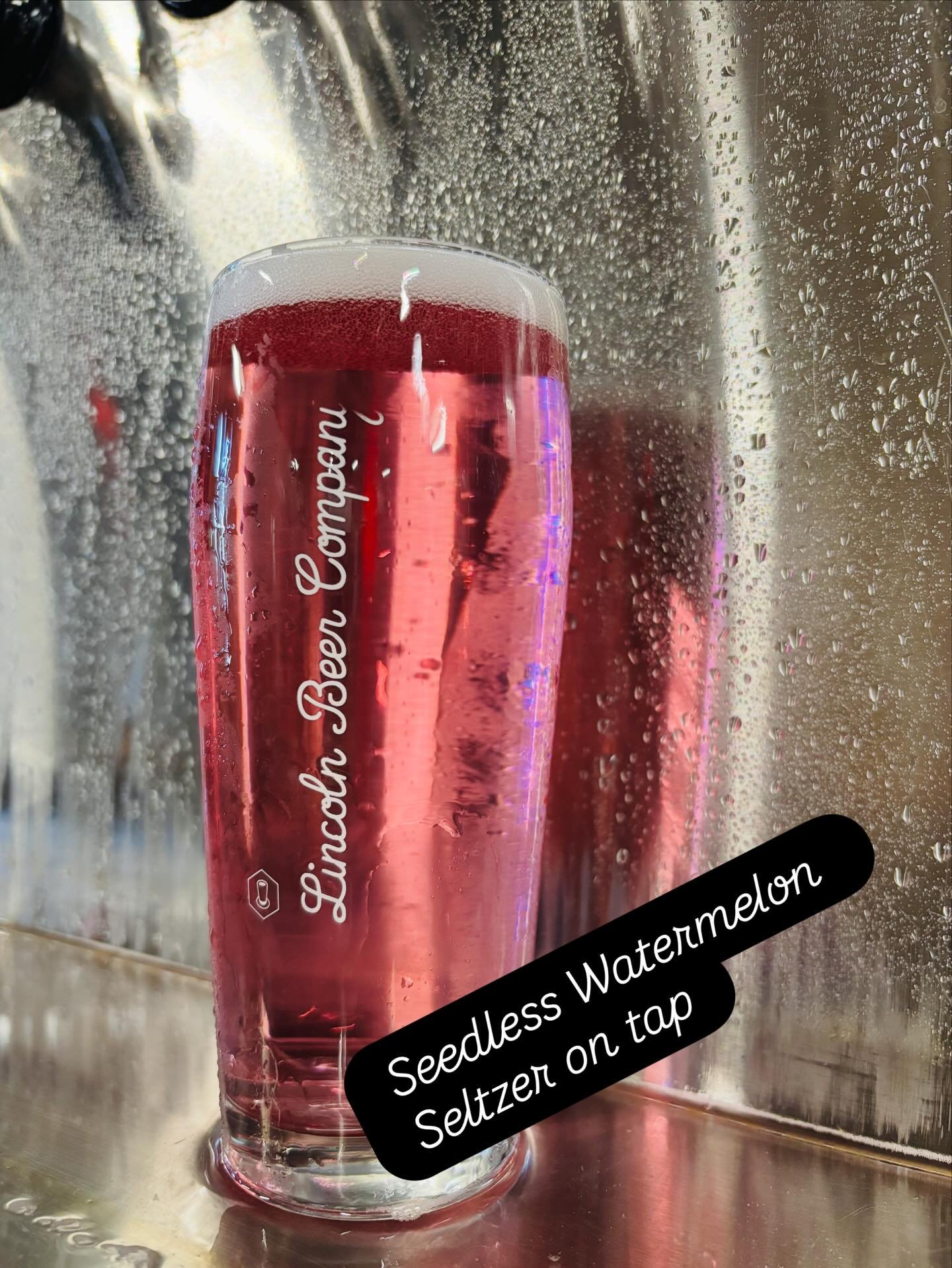🍉Suns out seltzer time! 

&lsquo;Seedless&rsquo; is our watermelon seltzer and people seem to really dig it! 

4.5%, Jolly rancher aromas, fresh melon flavors and not a trace of gluten.

There&rsquo;s officially something for everyone here at Lincol