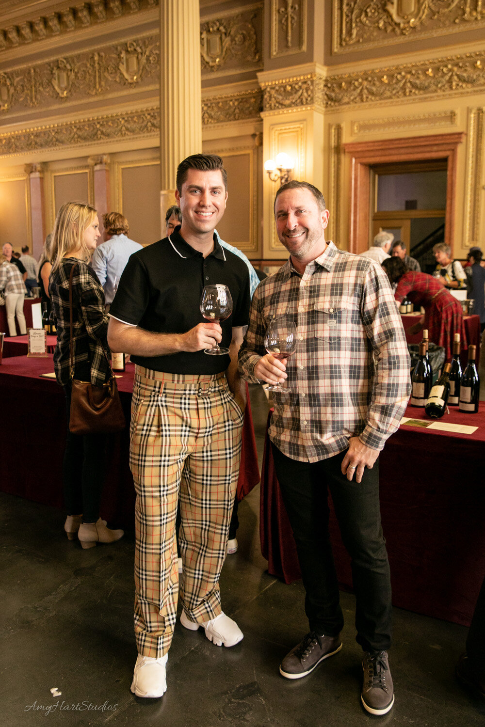 SFMag_PINOTplaid_AH_19017_0416.jpg