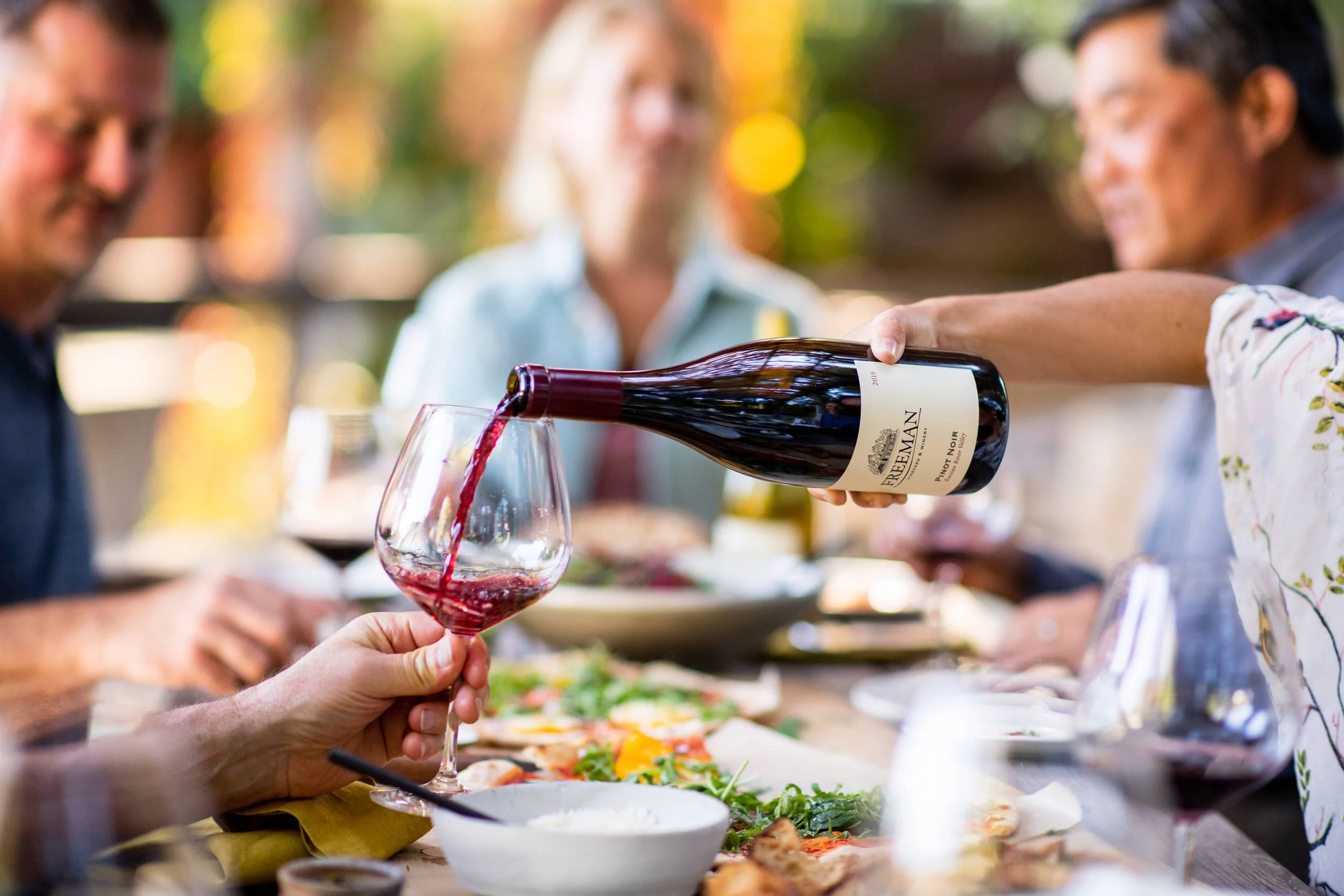 Freeman Pinot Pour.jpeg