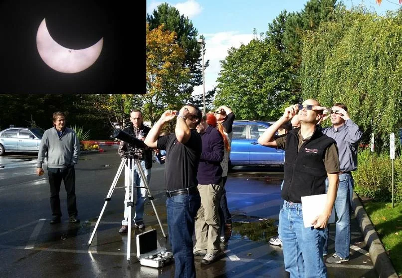 moon.jpg