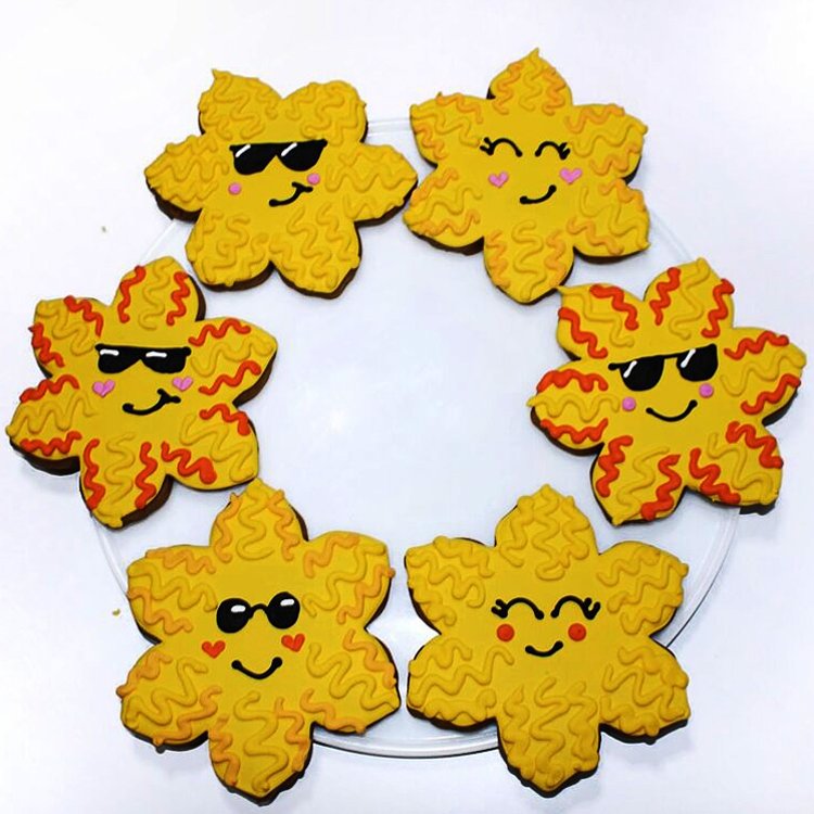Summer Sunshine Cookies - The Gingerbread Factory