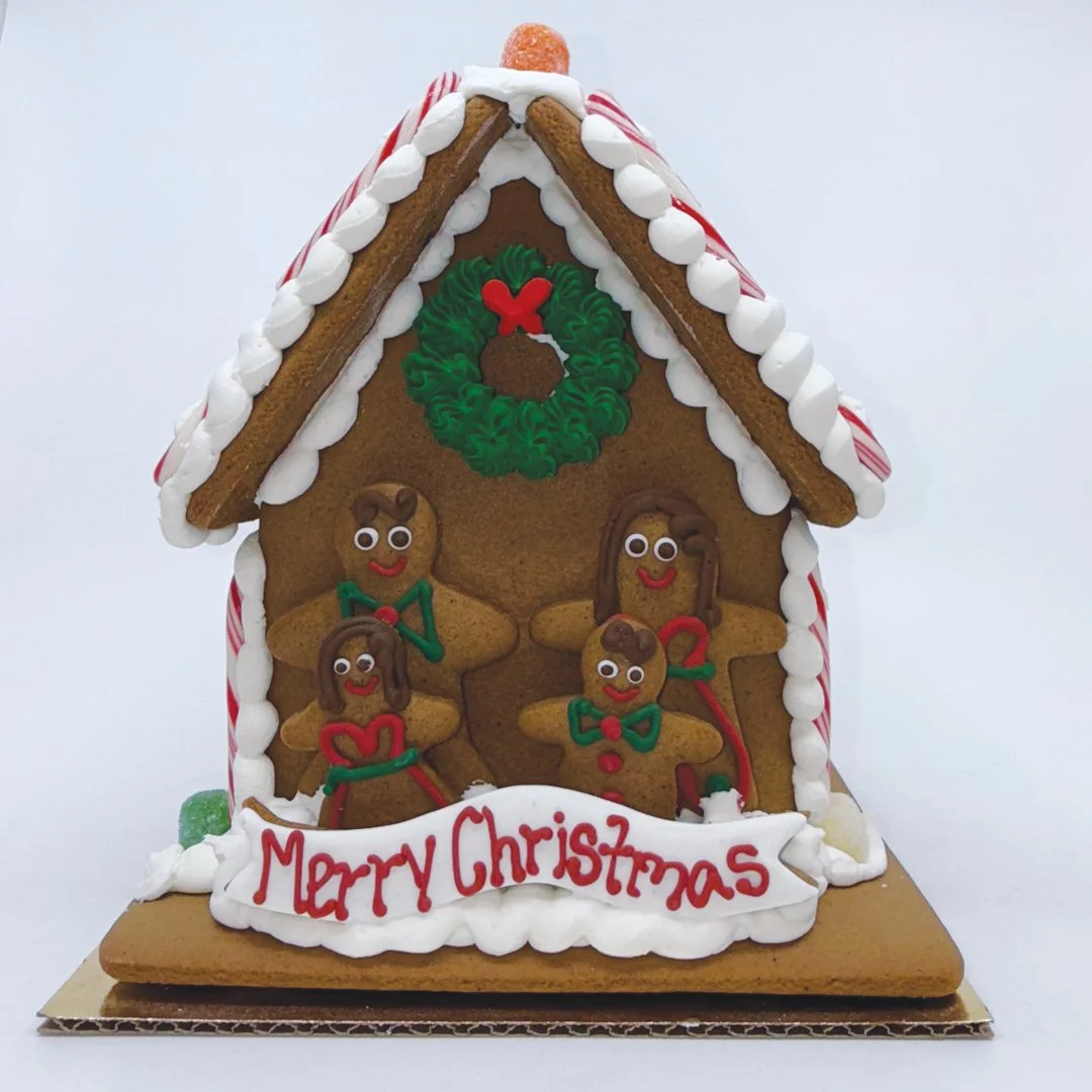 7.5" Gingerbread House with custom banner. (Copy)