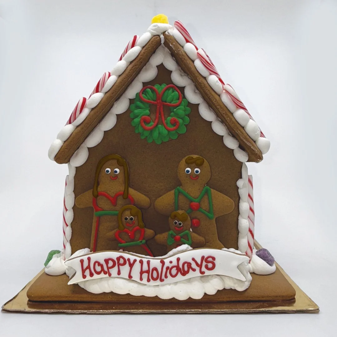 9.5-Gingerbread-House-with--Banner-Brown-Hair.jpg (Copy)