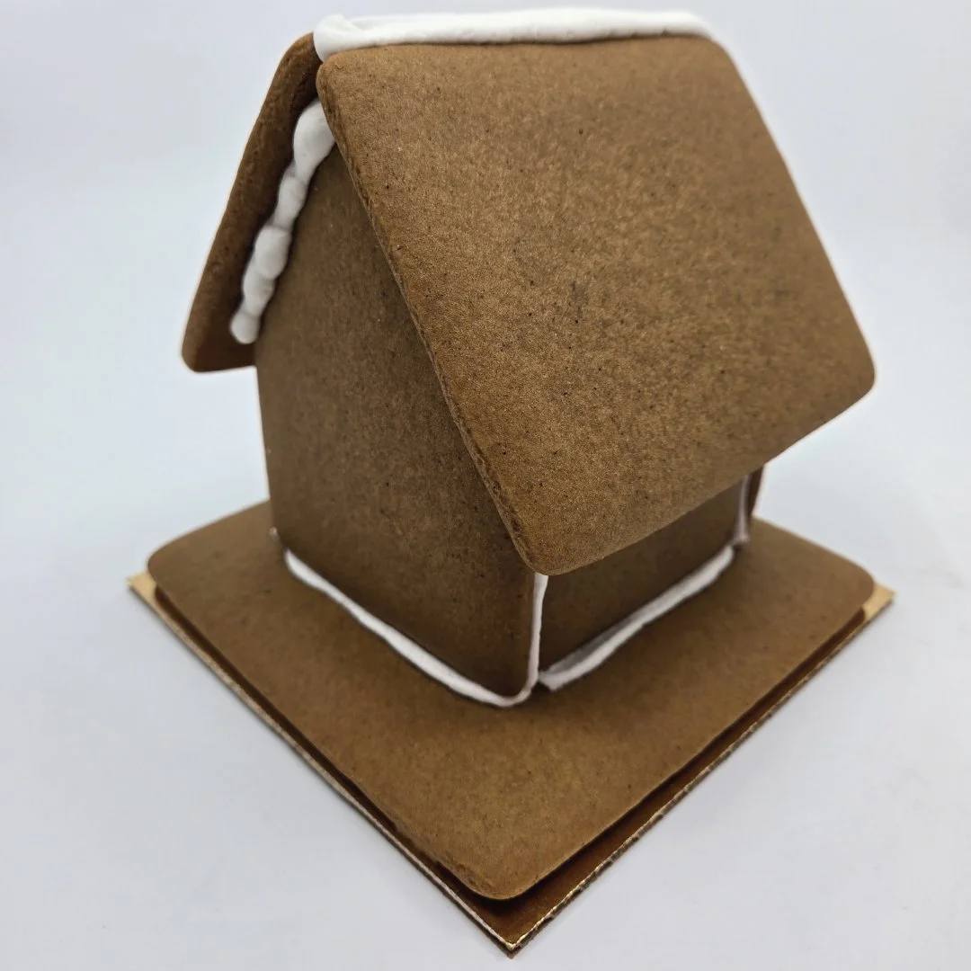 7.5-Ready-to-Decorate gingerbread house