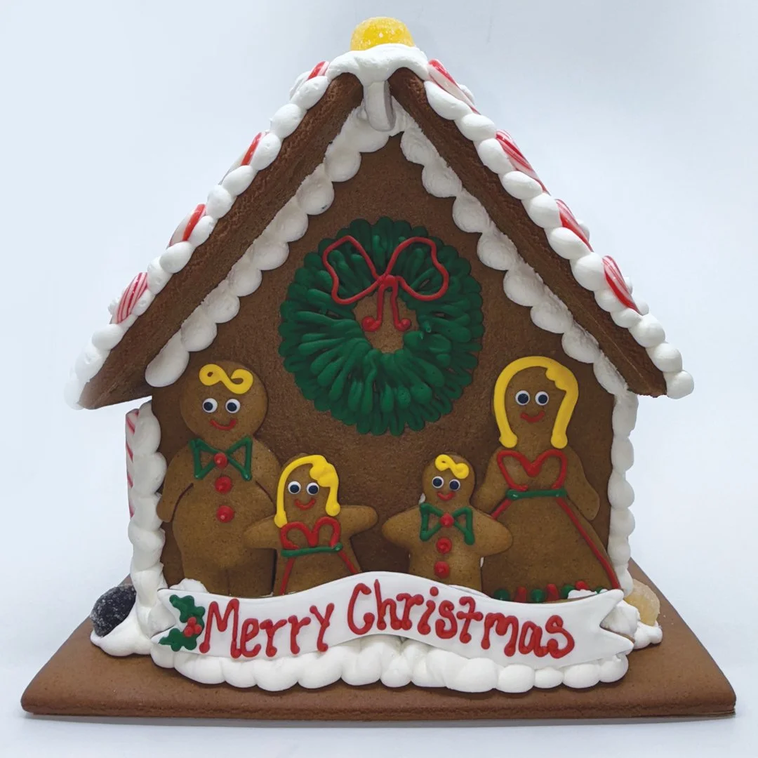 115-Gingerbread-House-with-Banner-Front.jpg