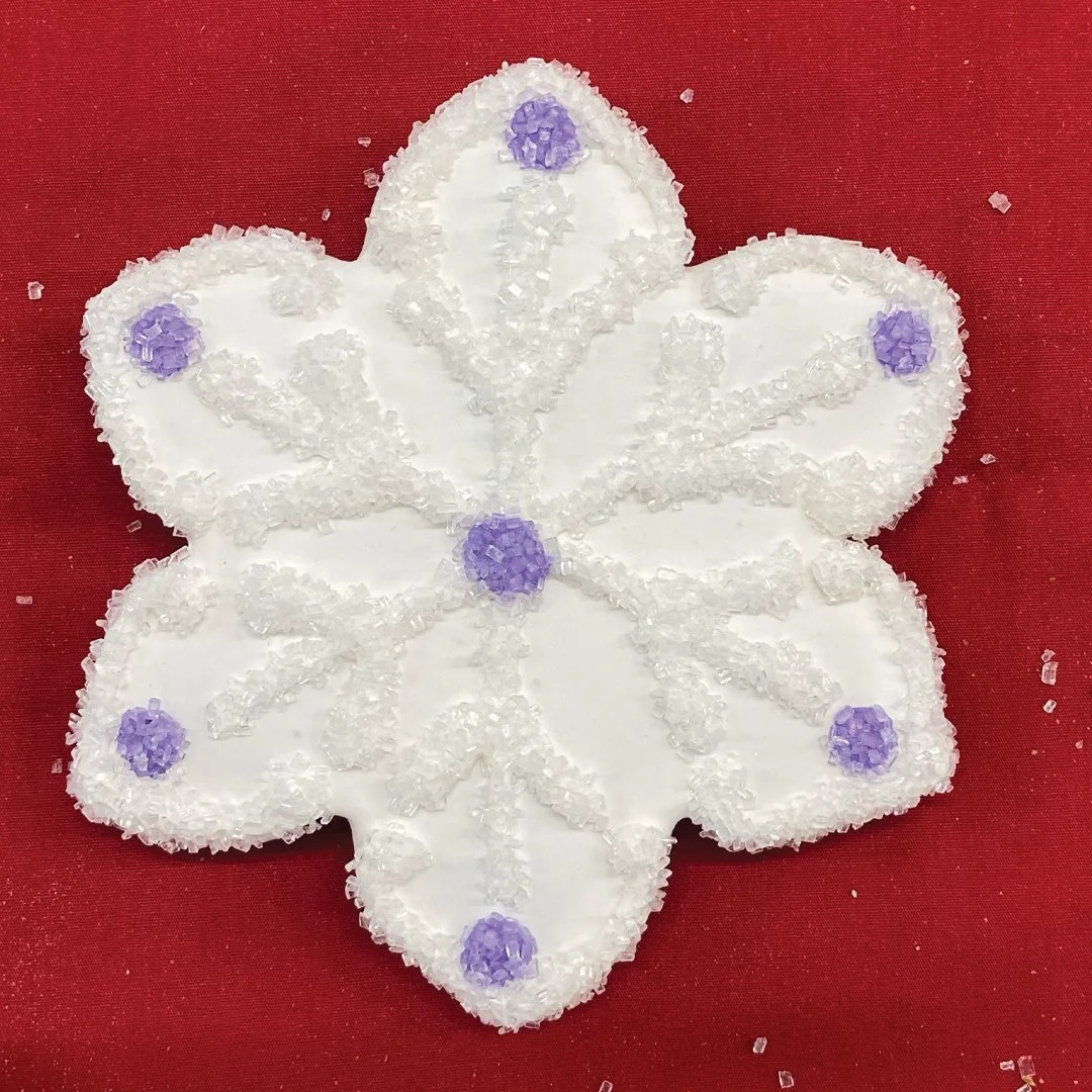 Snowflake cookie with purple accents - Gingerbread Factory