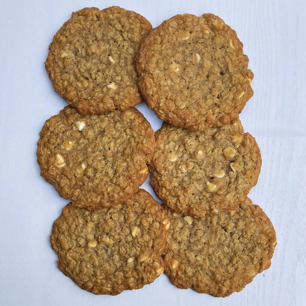 Oatmeal Ginger White Chocolate Cookies