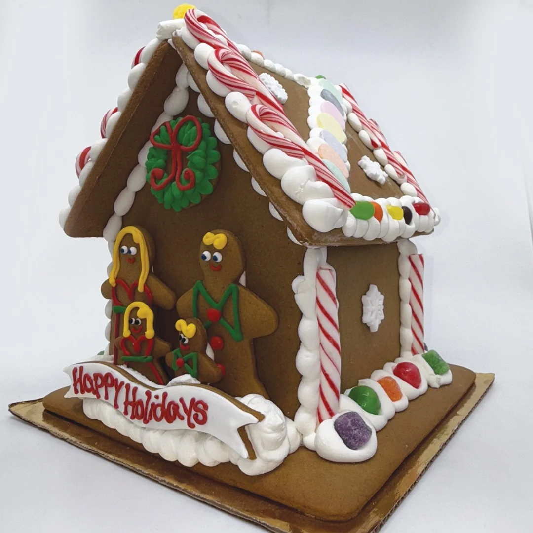 9.5-Gingerbread-House-with-Banner.jpg