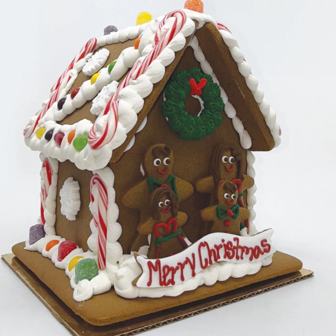 7.5-Gingerbread-House-with-Custom-banner.jpg