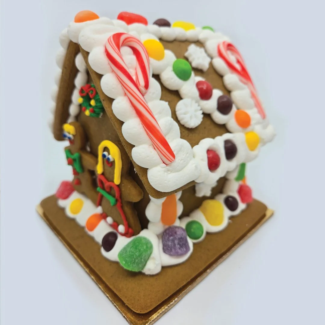 5.5" Decorated gingerbread house