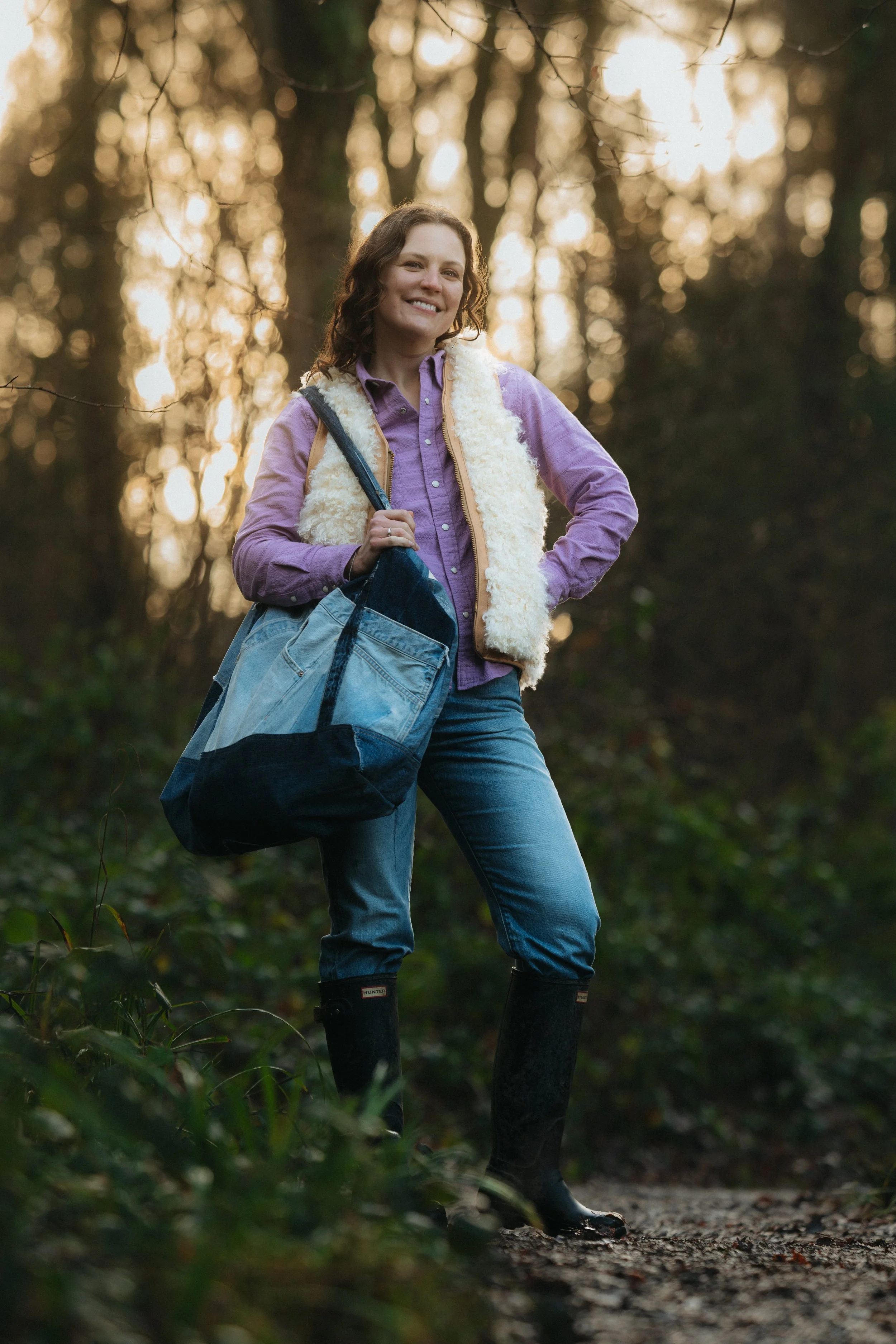 Washed Black Bear Brand WOMAN - WASHED Indigo Button Fly Jeans (the BBBW fade)