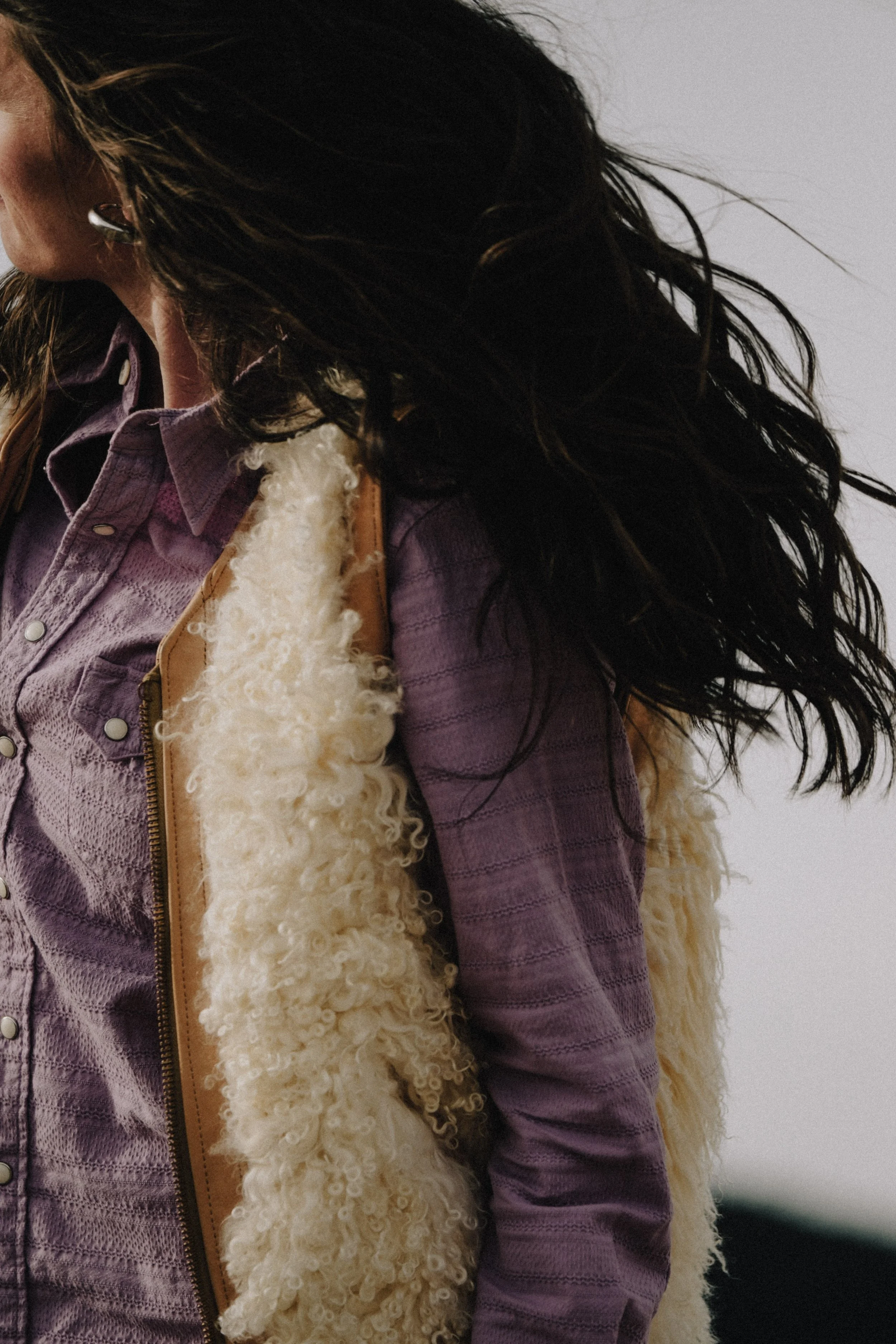 Black Bear Brand WOMAN - LAVENDER Embroidery... Western P-Snap Shirt