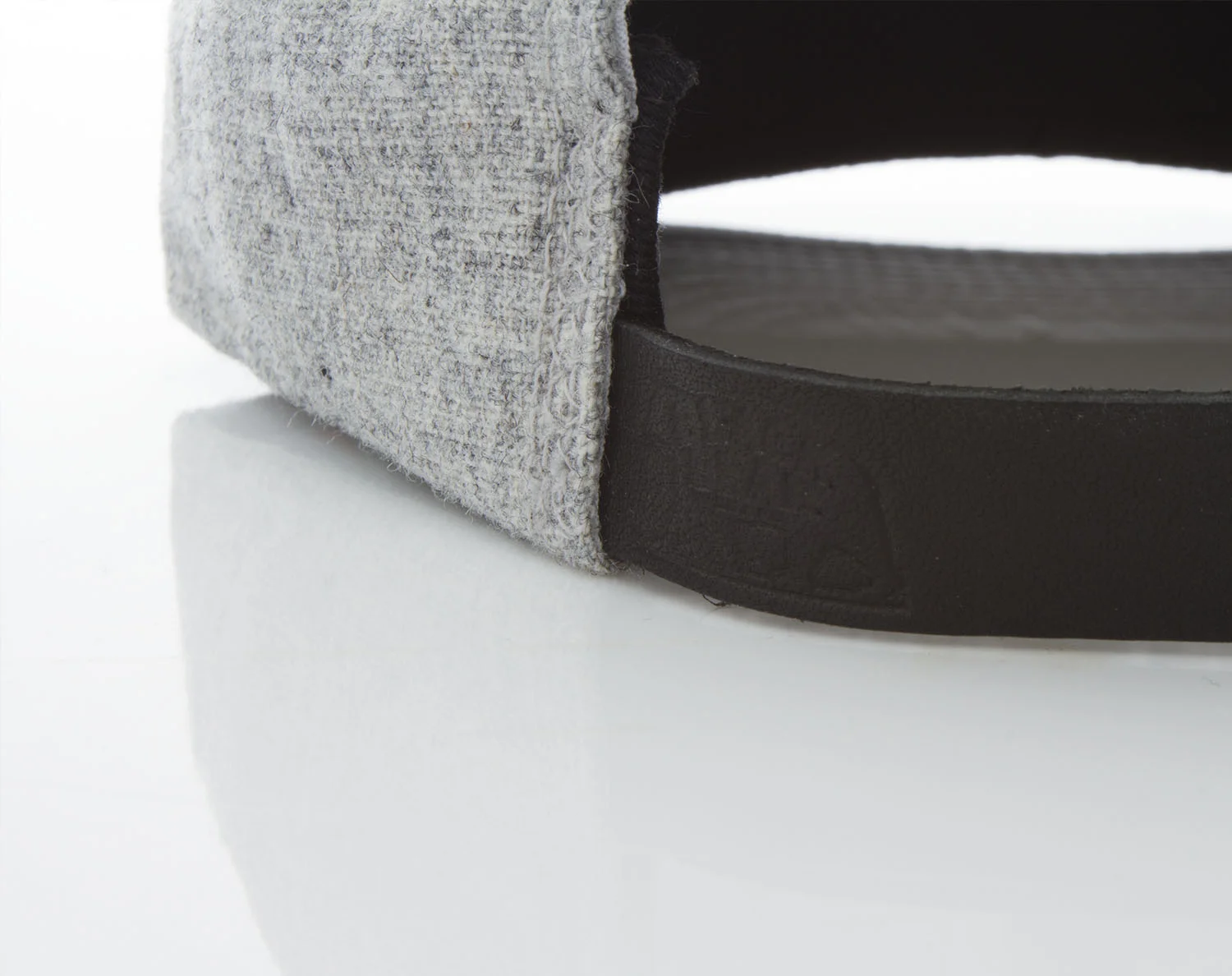 black-bear-brand-grey-wool-ebbets-field-cap-hoween-leather-strap