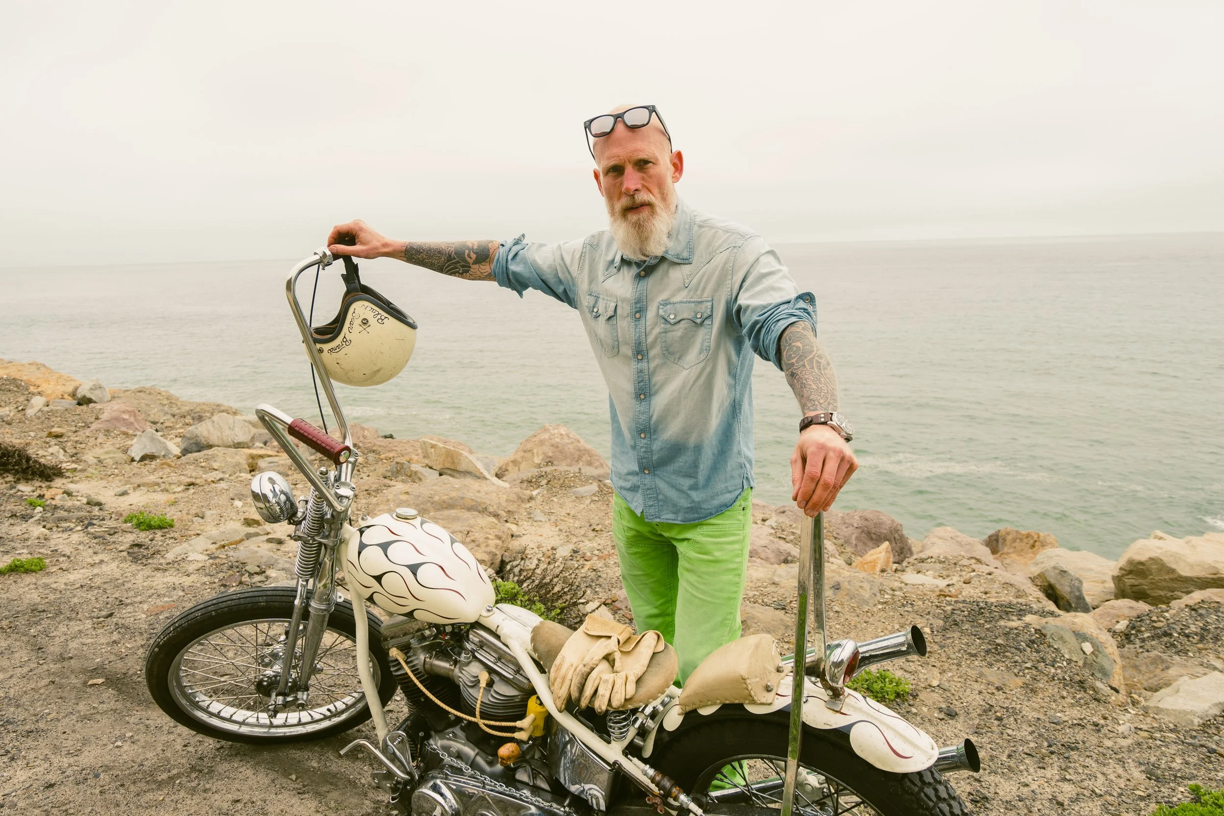 Black Bear Brand - Western INDIGO Washed Shirt... with special Pearl Snaps