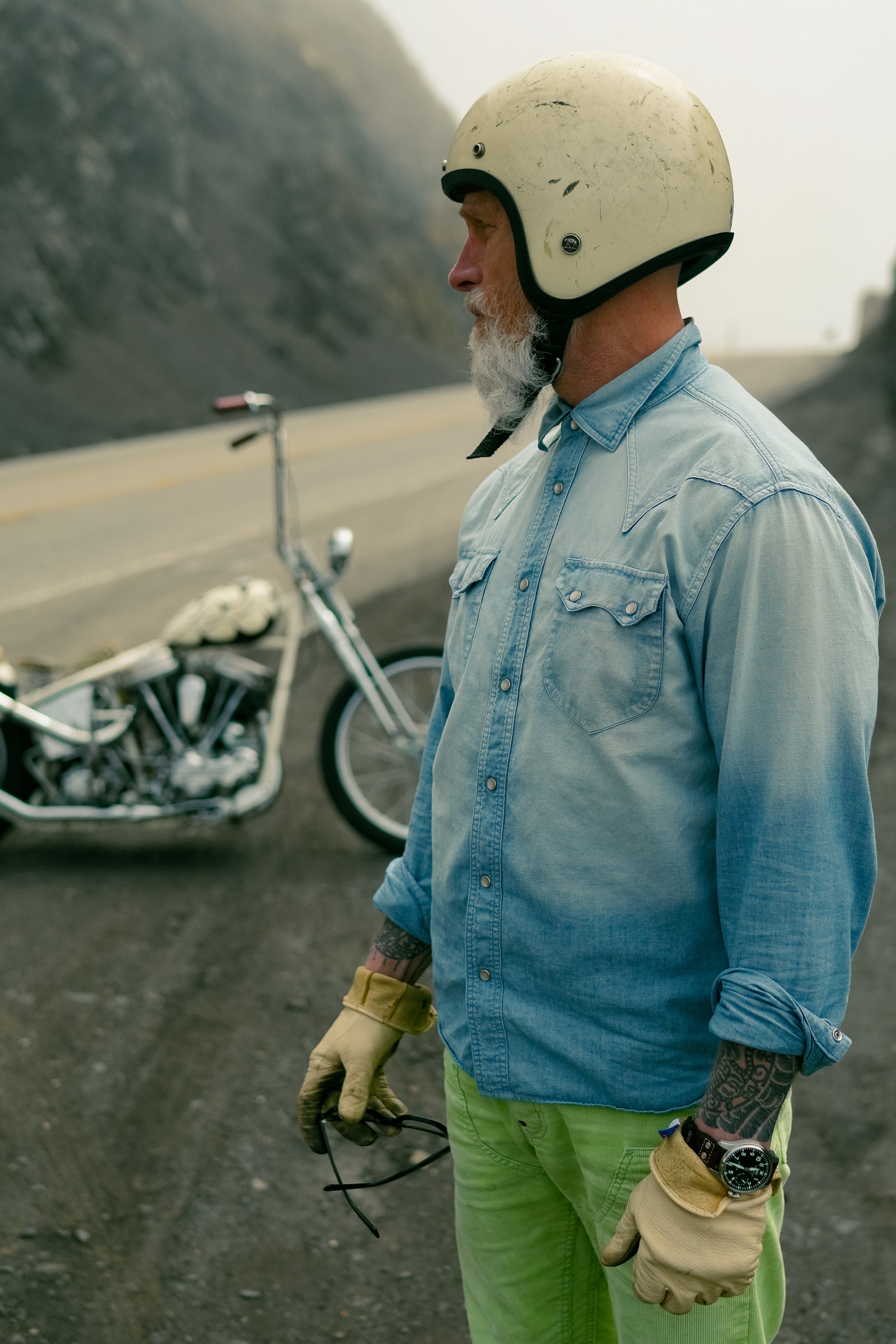 Black Bear Brand - Western INDIGO Washed Shirt... with special Pearl Snaps