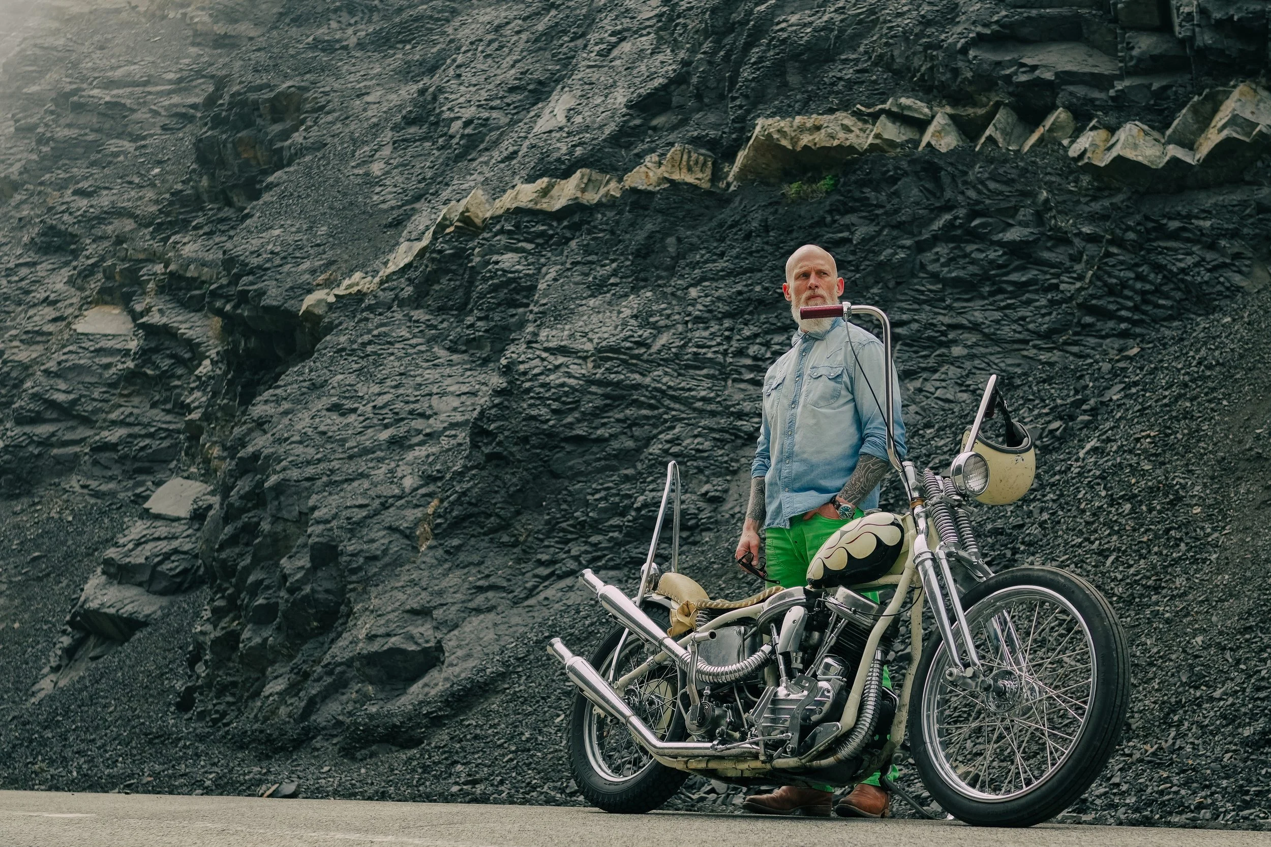 Black Bear Brand - Western INDIGO Washed Shirt... with special Pearl Snaps