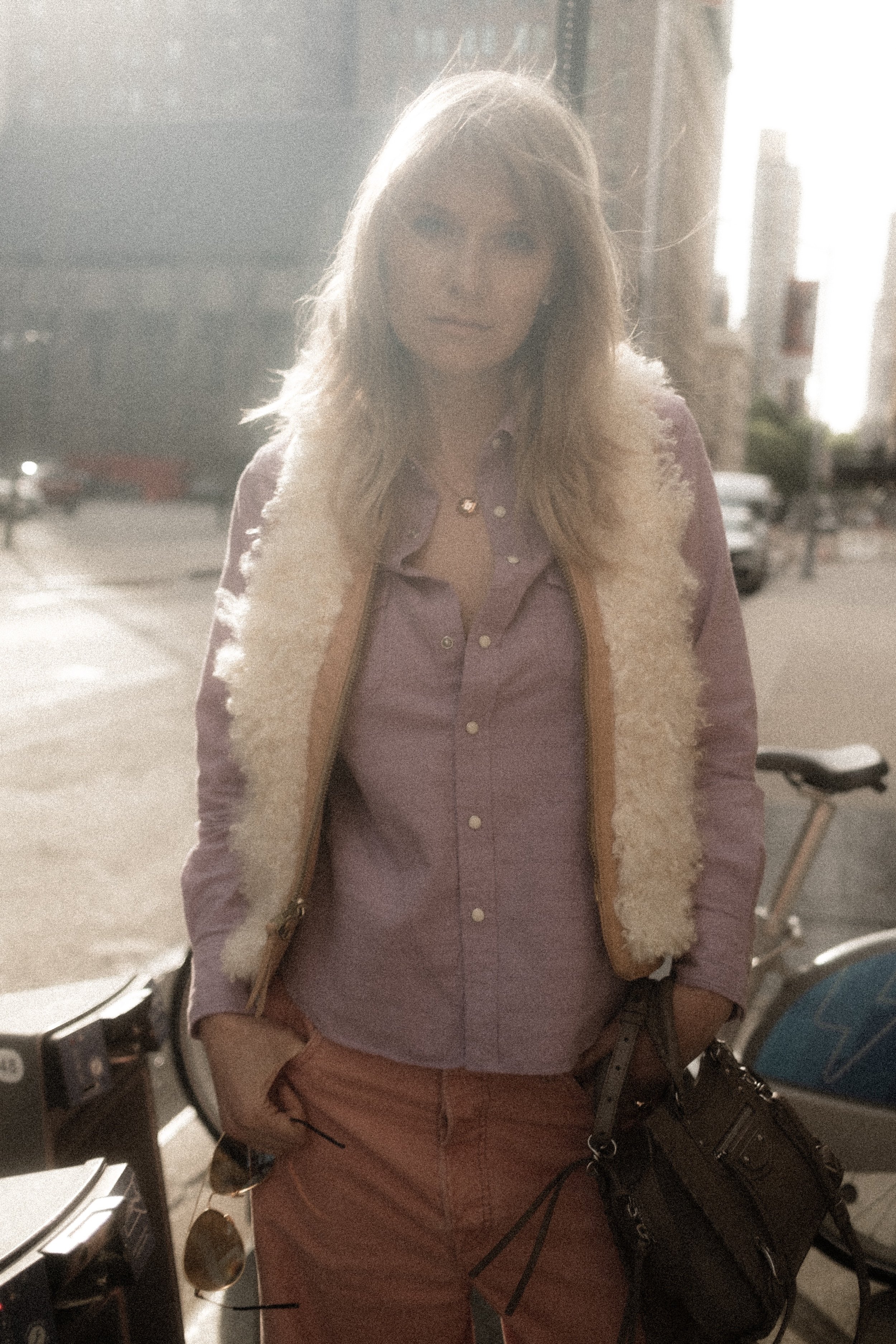Black Bear Brand WOMAN - LAVENDER Embroidery... Western P-Snap Shirt