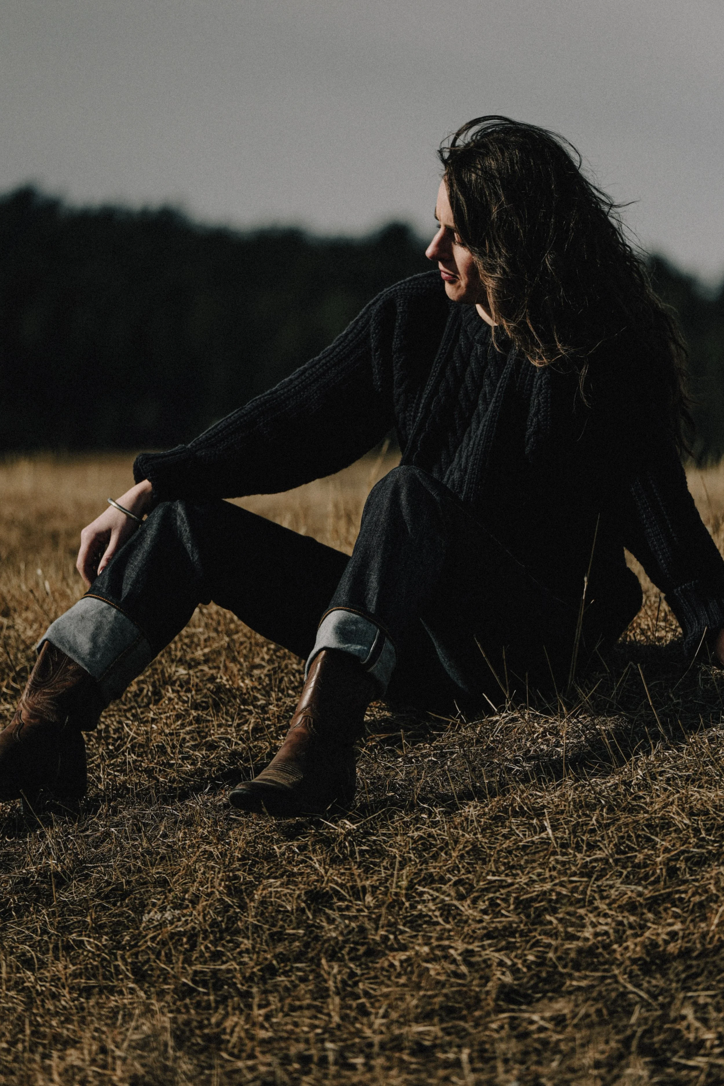 Black Bear Brand WOMAN - Indigo Button Fly Jeans