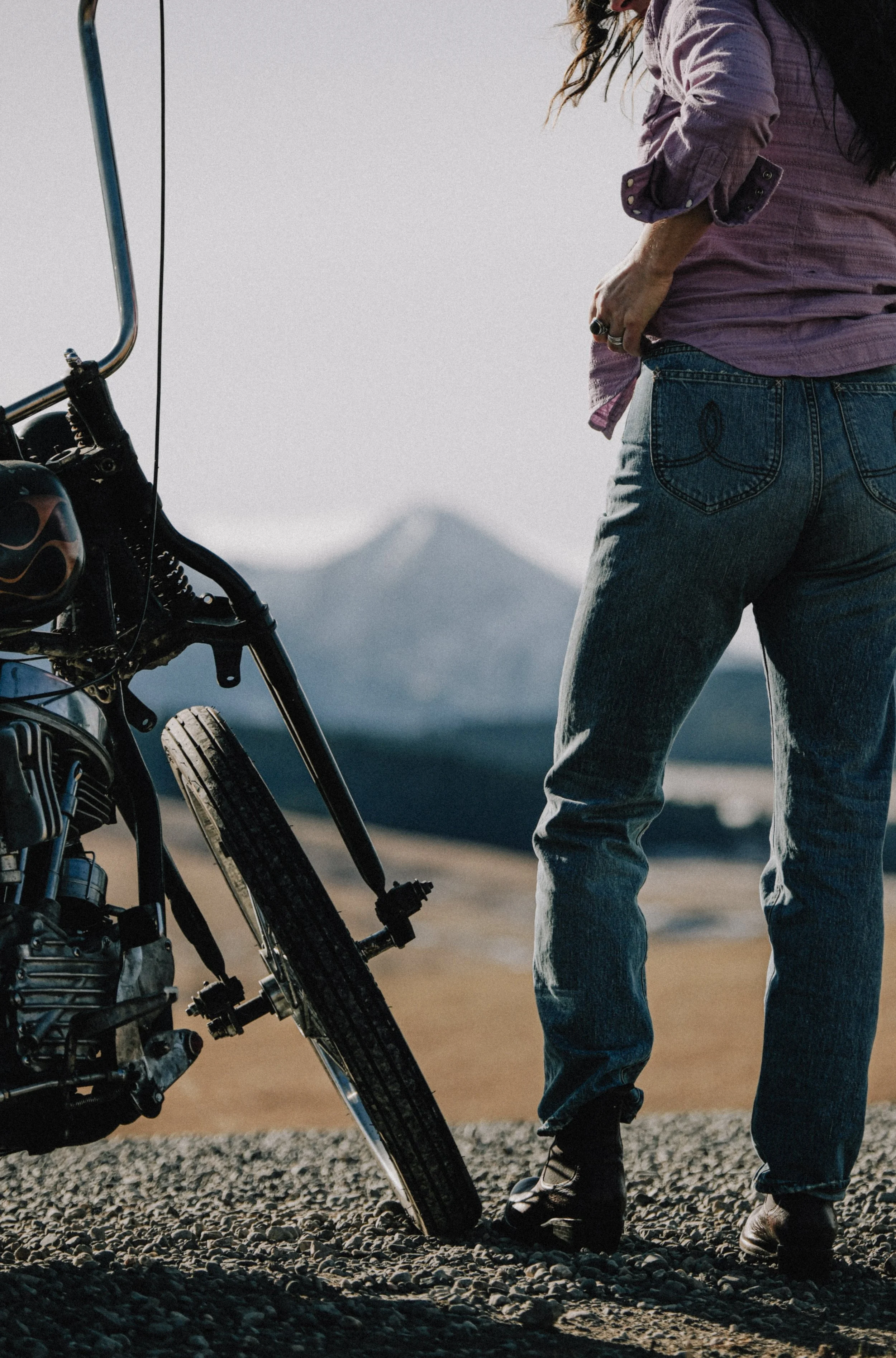 Black Bear Brand WOMAN - LAVENDER Embroidery... Western P-Snap Shirt