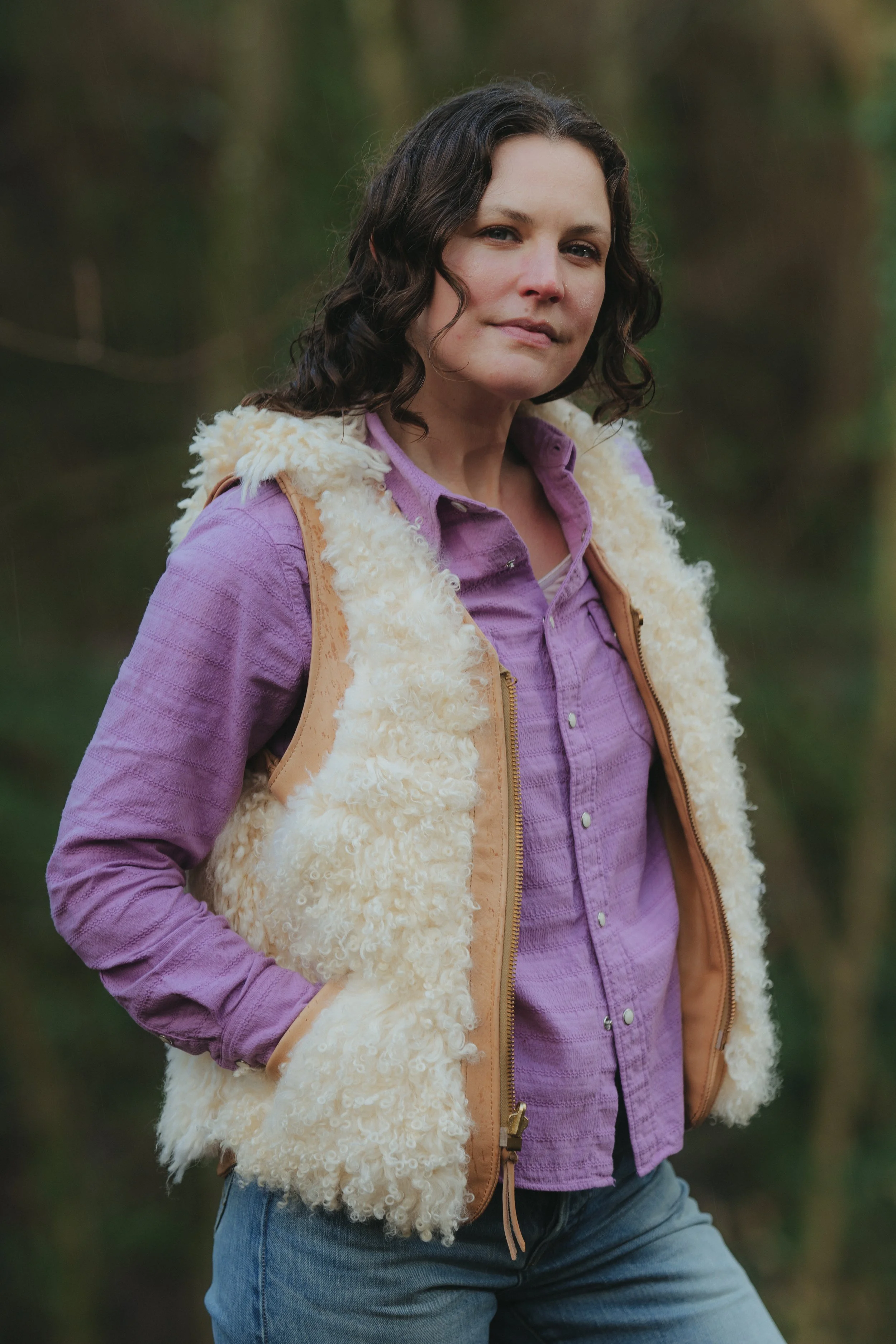 Black Bear Brand WOMAN - LAVENDER Embroidery... Western P-Snap Shirt