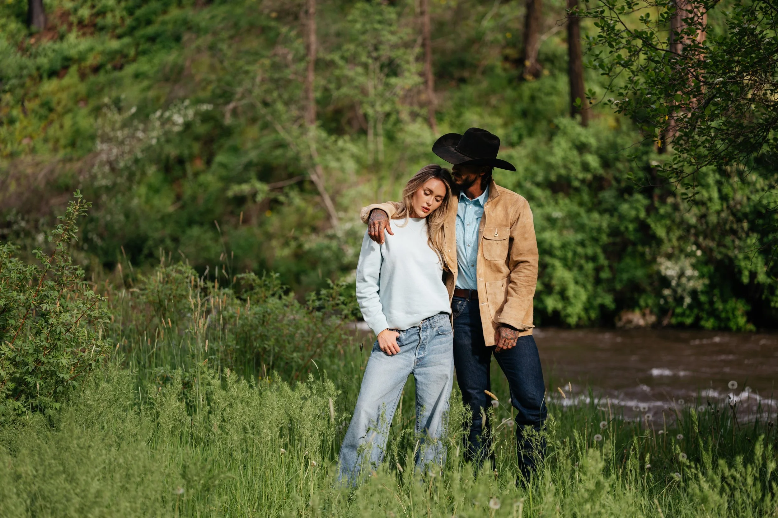 Black Bear Brand WOMAN - Sun Dyed French Terry Crew (Baby Blue)