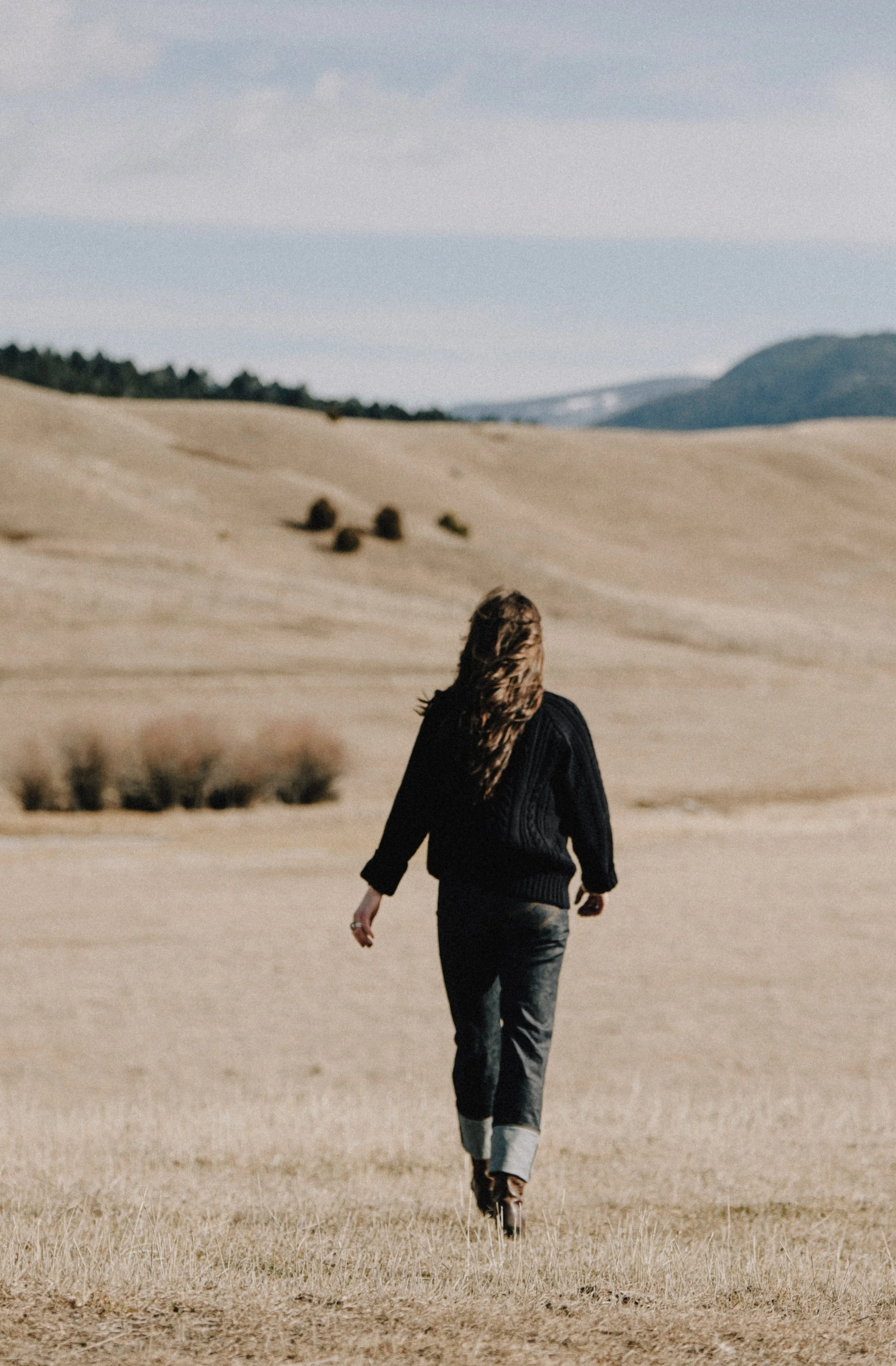 Black Bear Brand WOMAN - Indigo Button Fly Jeans