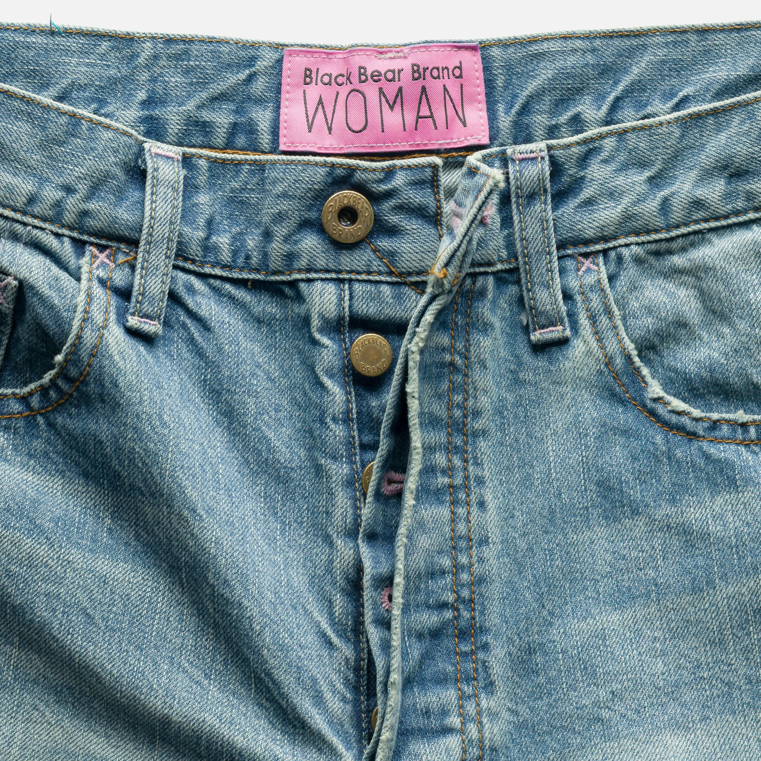 Black Bear Brand WOMAN - Boy Friend Washed Jeans!