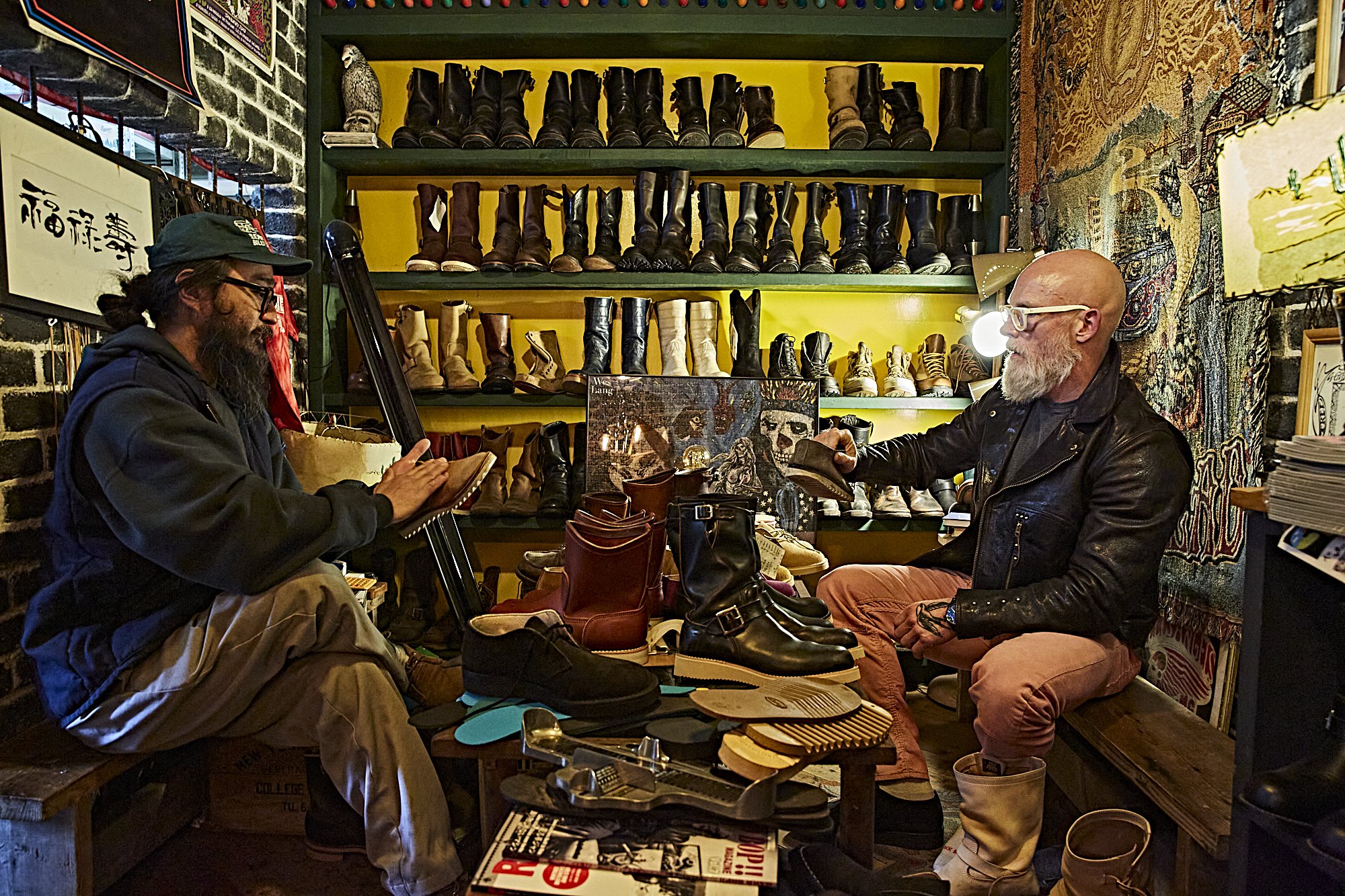 Black Bear Brand double front Vintage ROSE washed Cords