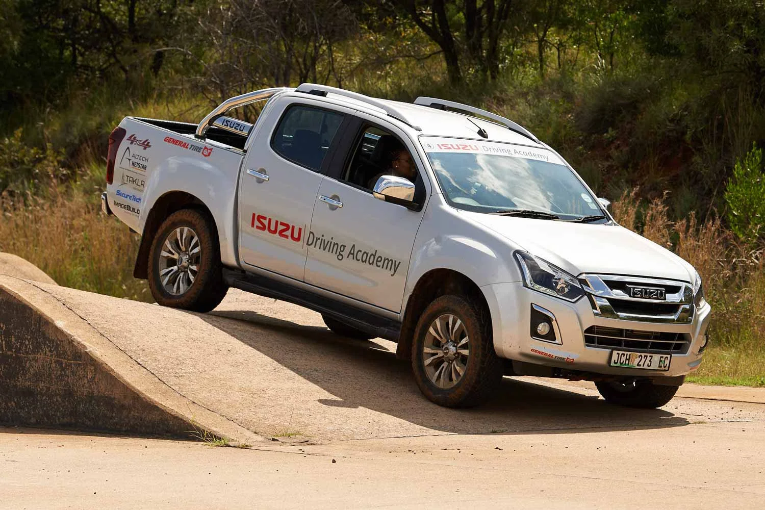 20180324_Isuzu_360.jpg