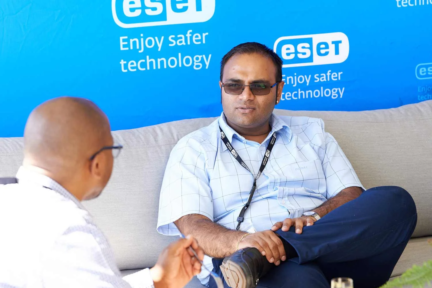 20171102_ESET_160.jpg
