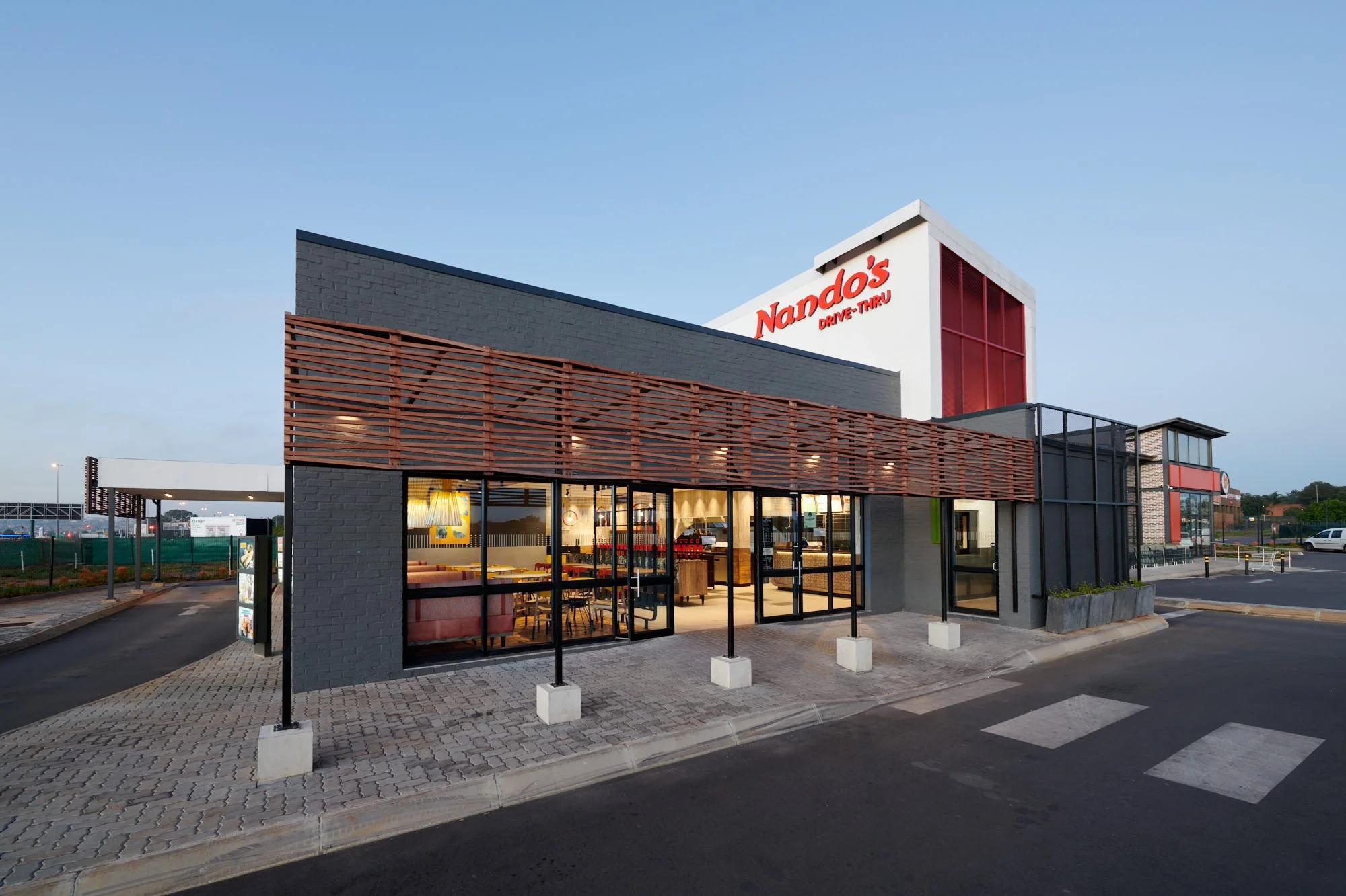 220420_Nandos_102.jpg