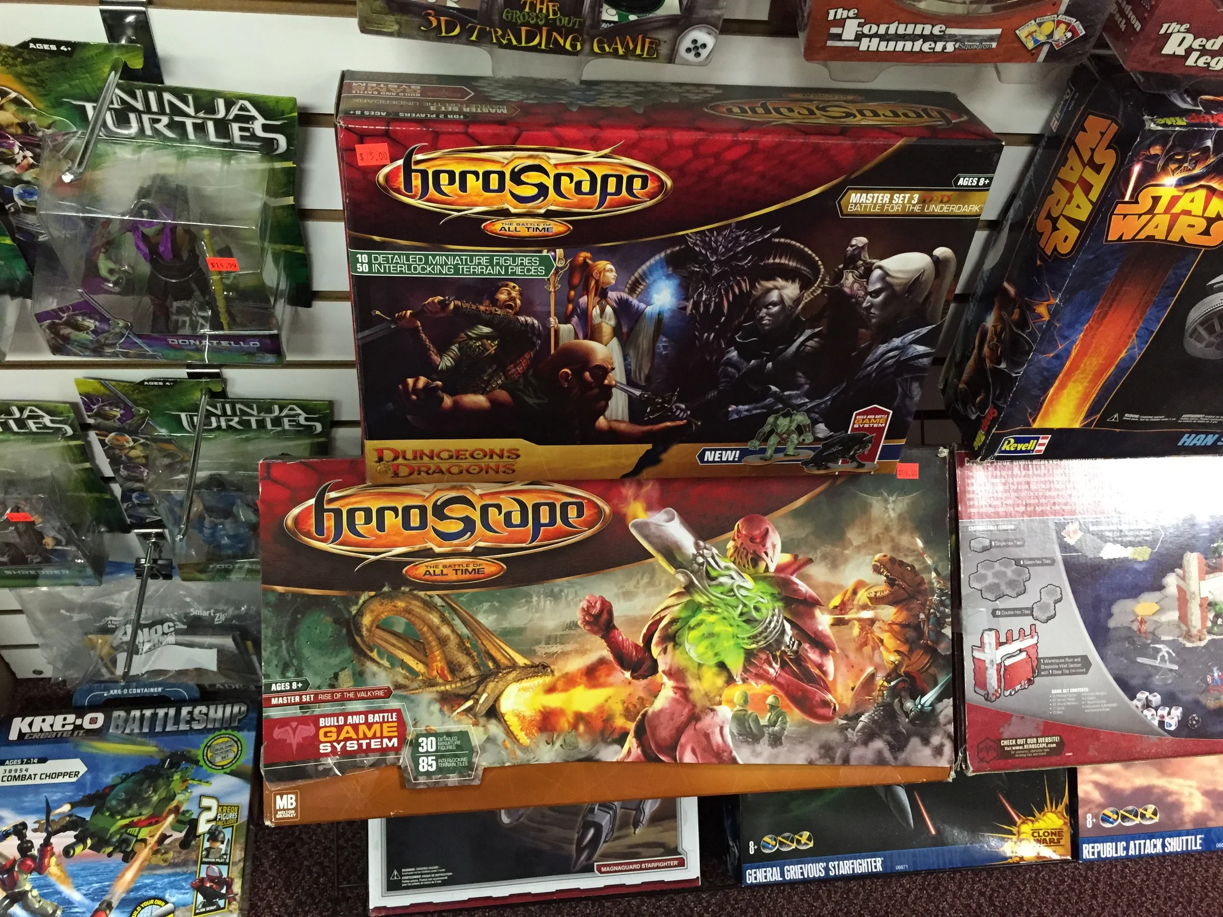 Heroscape, DC Dice Master, Miniatures Talk - Boards & Swords #41