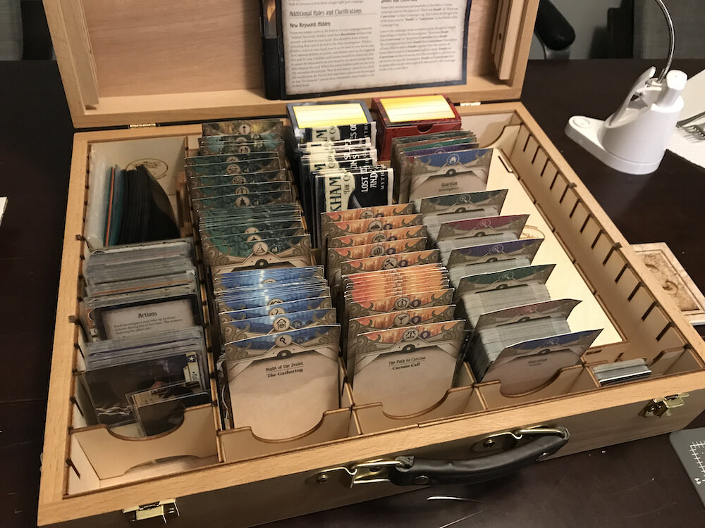Box Arkham Horror Standard LCG Medium Antique Storage Case