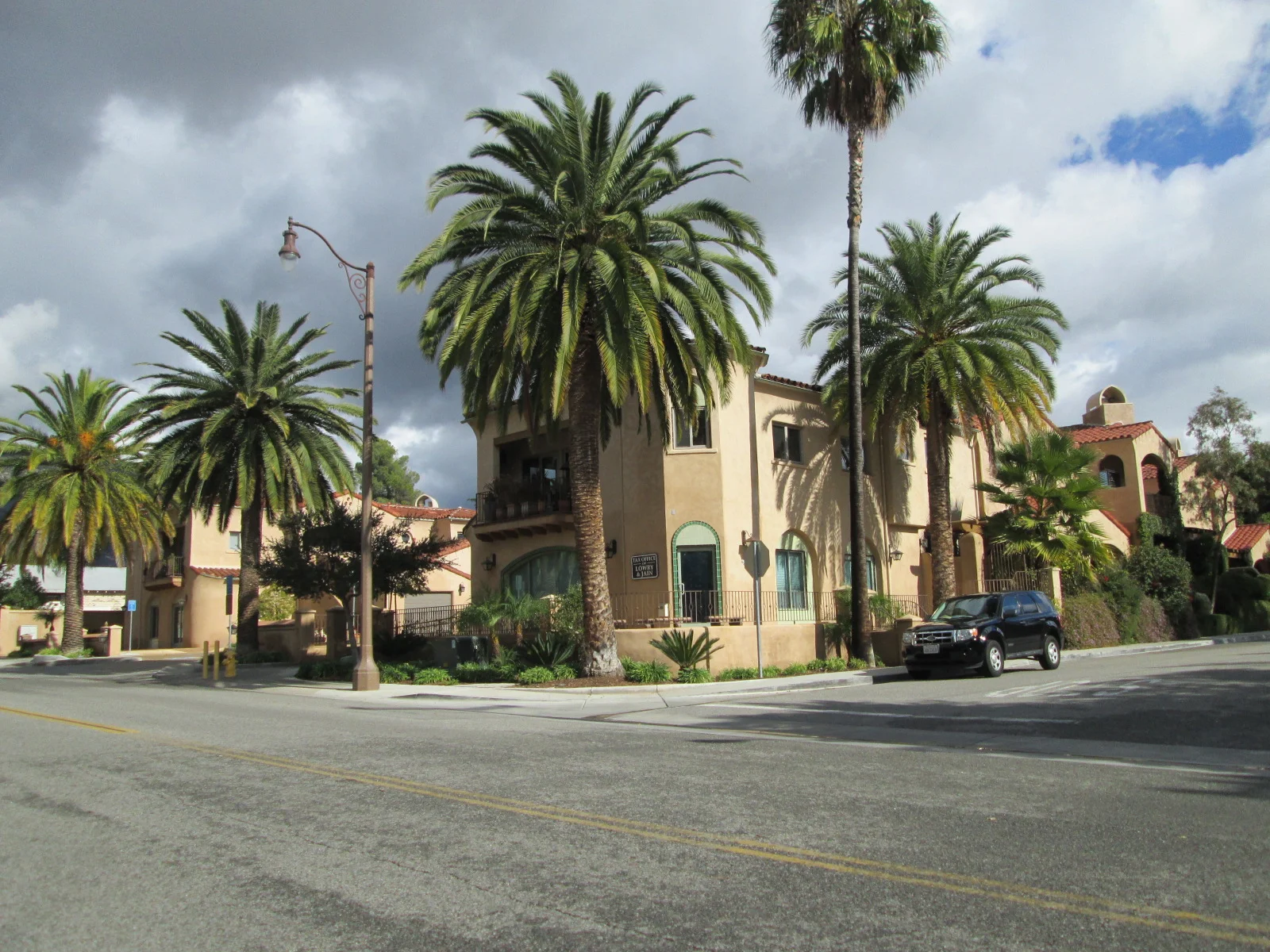 248 S Montgomery.JPG