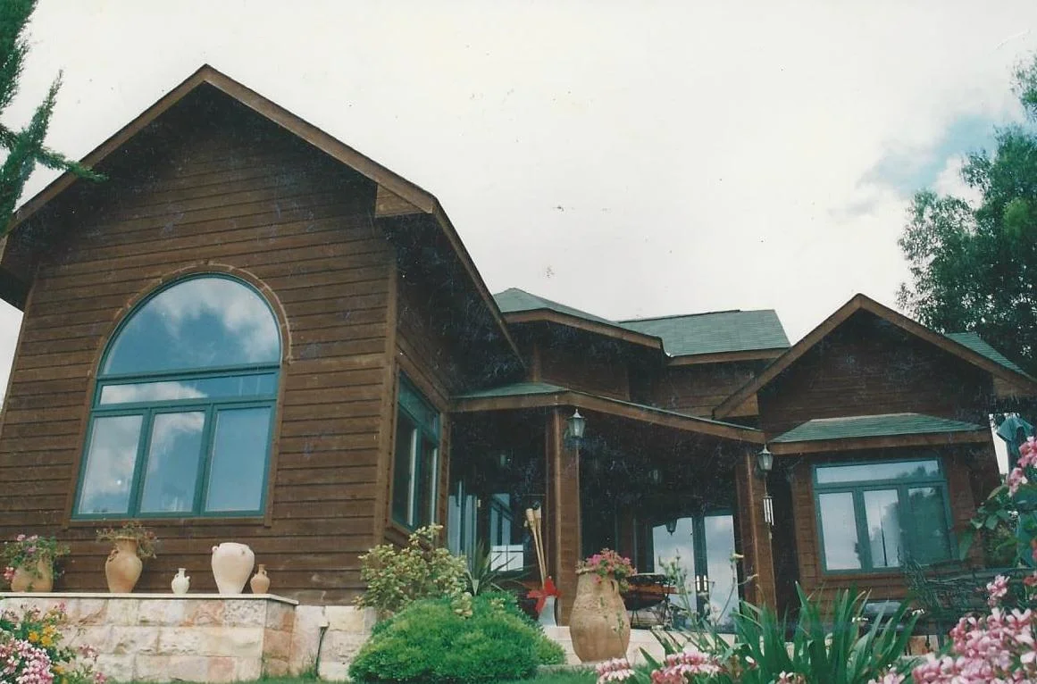 custom houses.jpg
