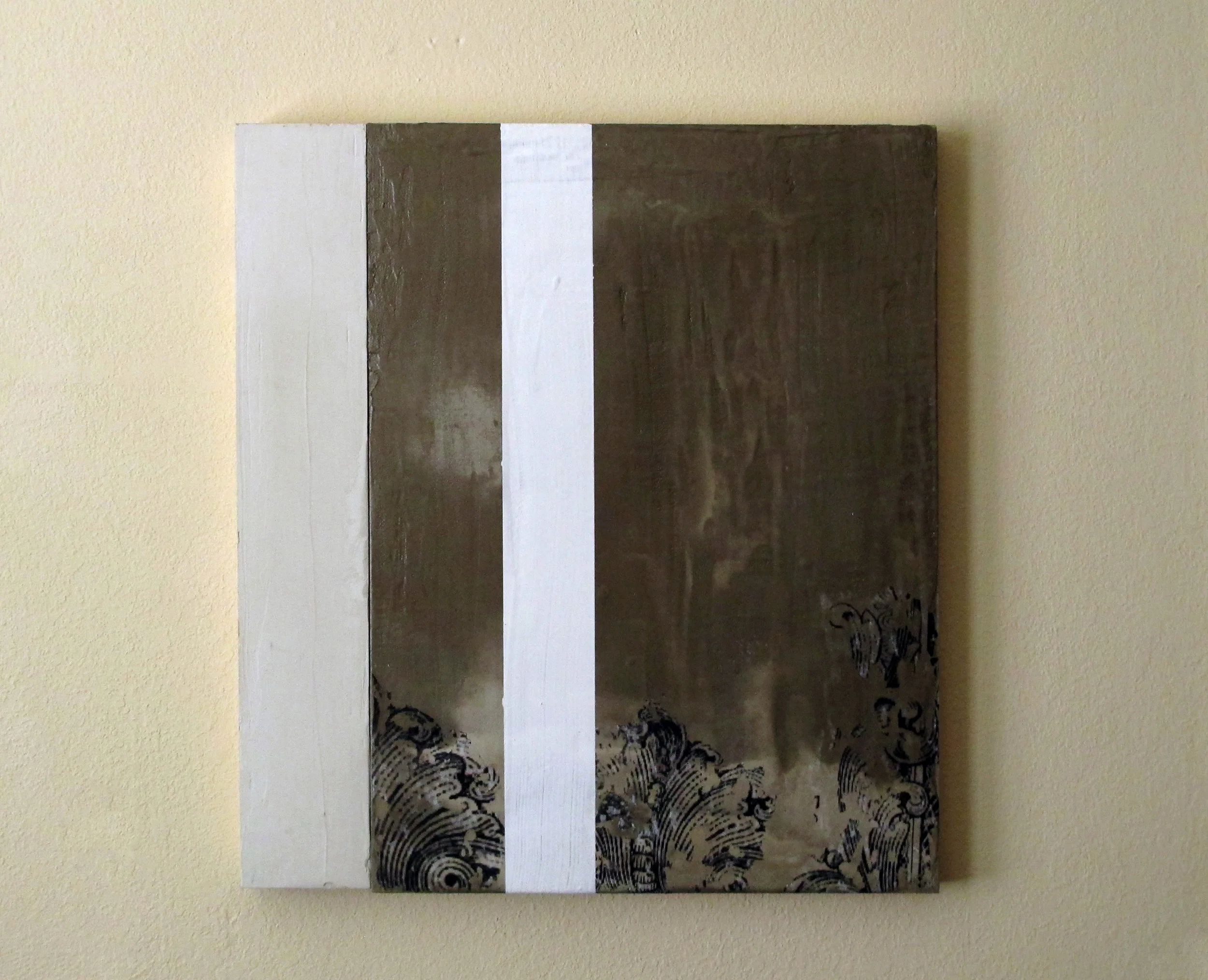 white line gray lines