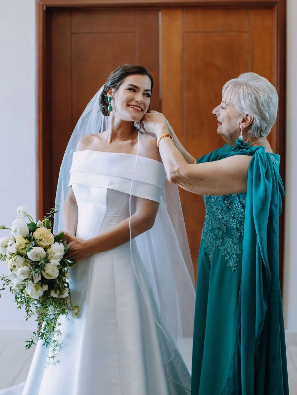 Hoy celebramos en Panam&aacute; lo maravilloso que es ser madre. Solo la mirada de una madre lo dice todo y representa el amor m&aacute;s puro. A esa mujer hermosa que lo da todo por sus hijos y los acompa&ntilde;a en los buenos y no tan buenos momen