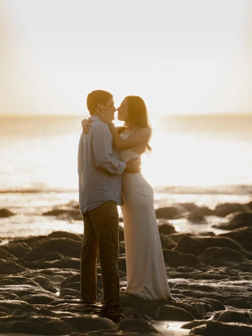 Estamos muy emocionados que ma&ntilde;ana ser&aacute; el gran d&iacute;a de Astrid y Paul, ya solo faltan horas para que celebren el amor!! @astriddelaguardia y @paulgaruzs 
El #DreamTeam est&aacute; ready!

Paola y Rommy Mantilla ✨  Wedding &amp; Ev