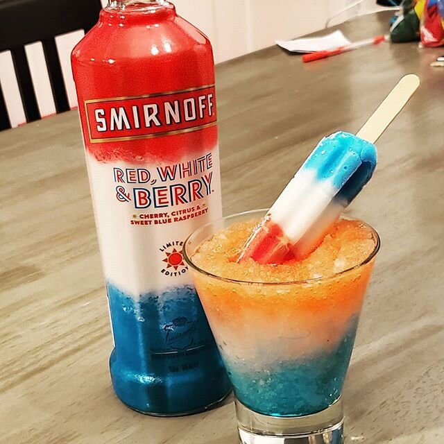 #nationalbombpopday #smirnoff #bombpop #popsicle #cocktail