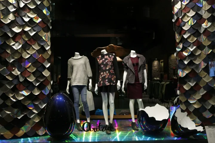 Aritzia - Fall 2013 - Production & Install Coordinator