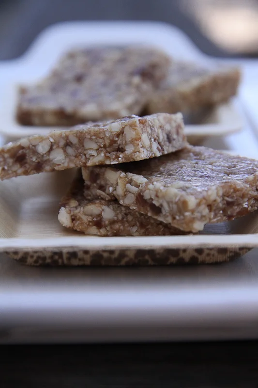 Walnut Oat Bars
