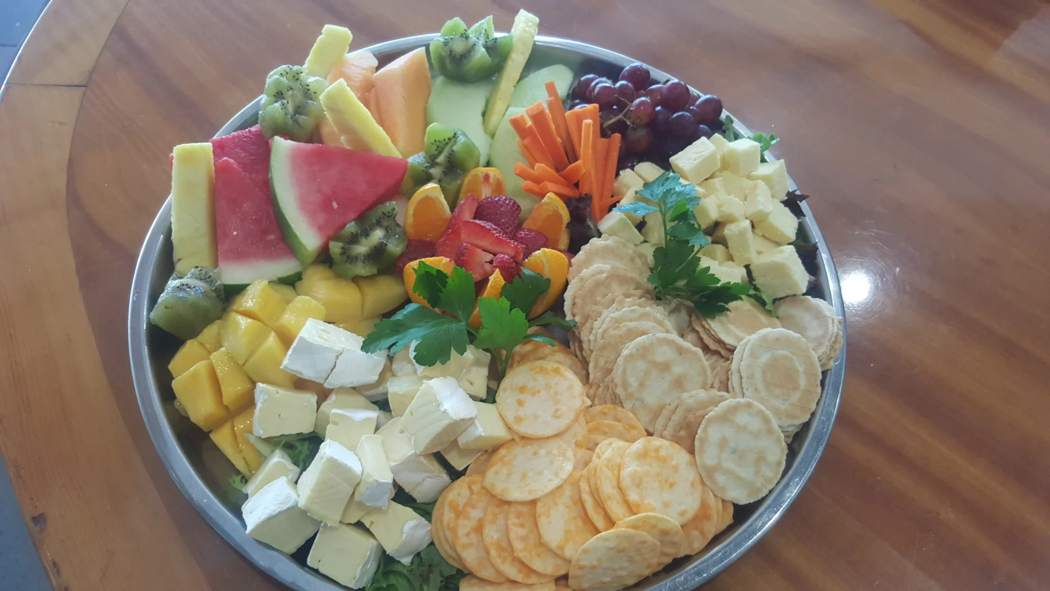Fruits, Cheese & Crackers Platter