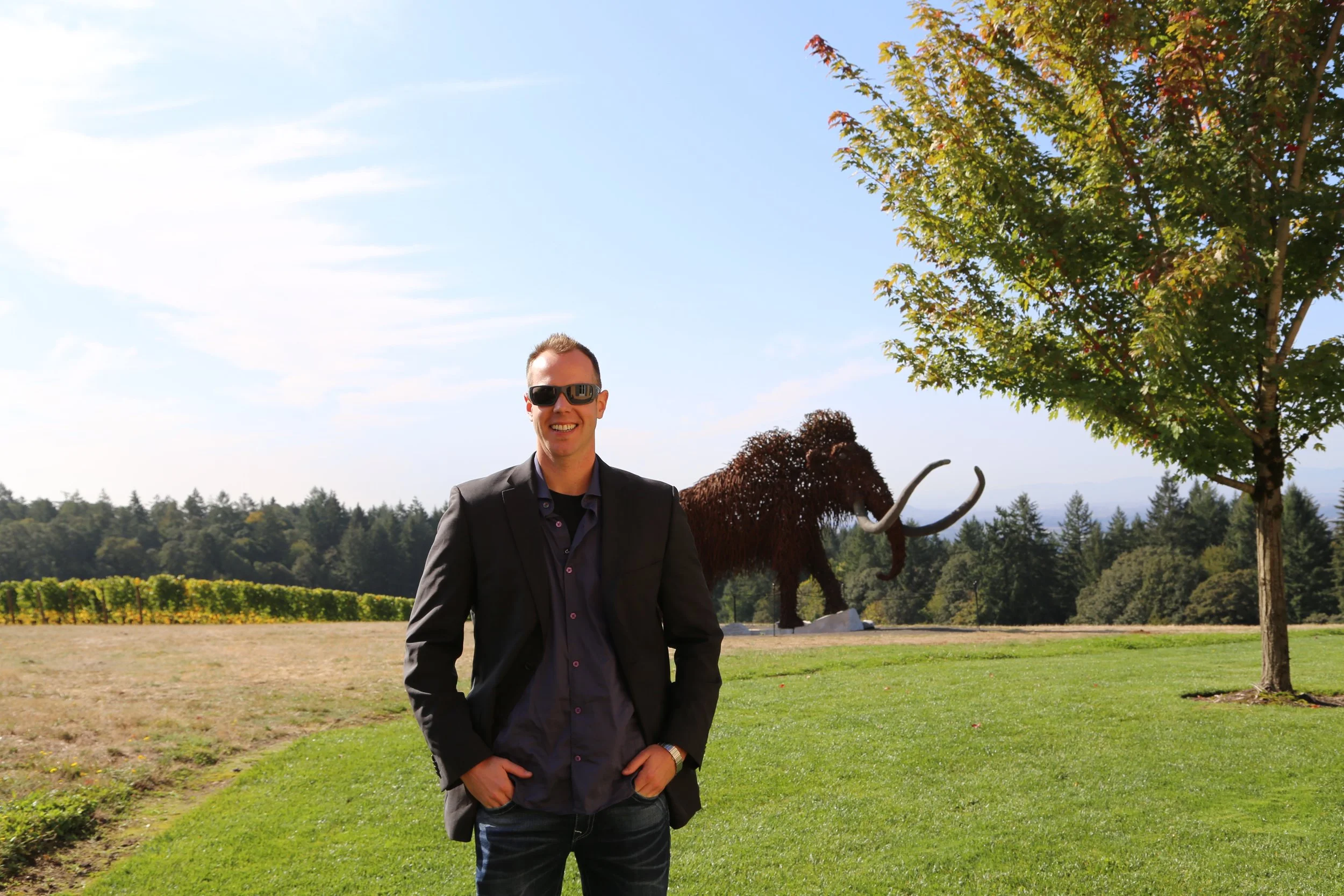 Domaine Serene is just an insanely gorgeous spot to taste wine. I chose a gorgeous fall morning to sample their new release Chardonnay and Pinot Noir wines. This expansive property overlooks the valley, perched on top of the Dundee Hills, and is a must-visit for Oregon Pinot and Chardonnay lovers.