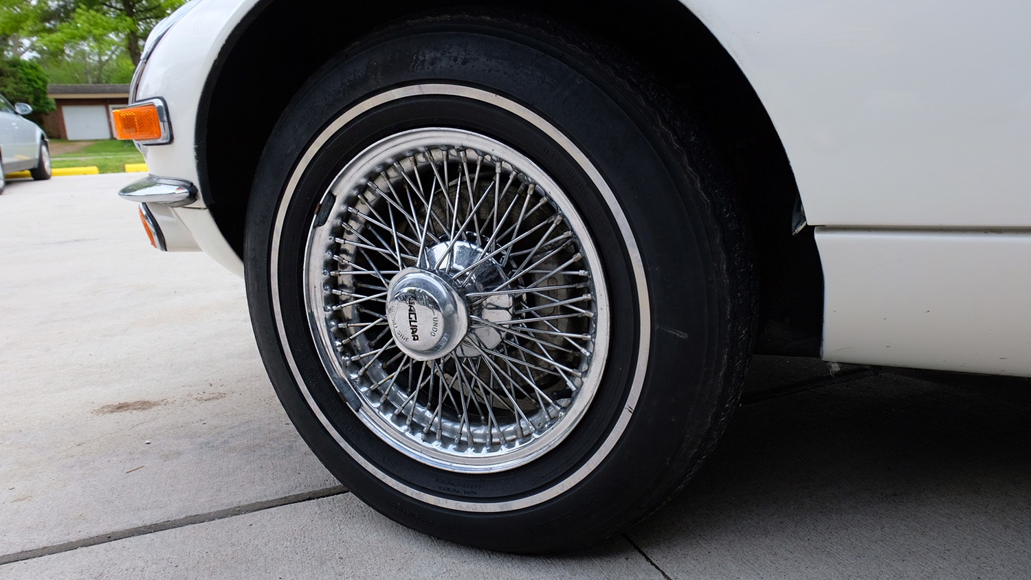 1972 Jaguar XKE Convertible Wheel.JPG