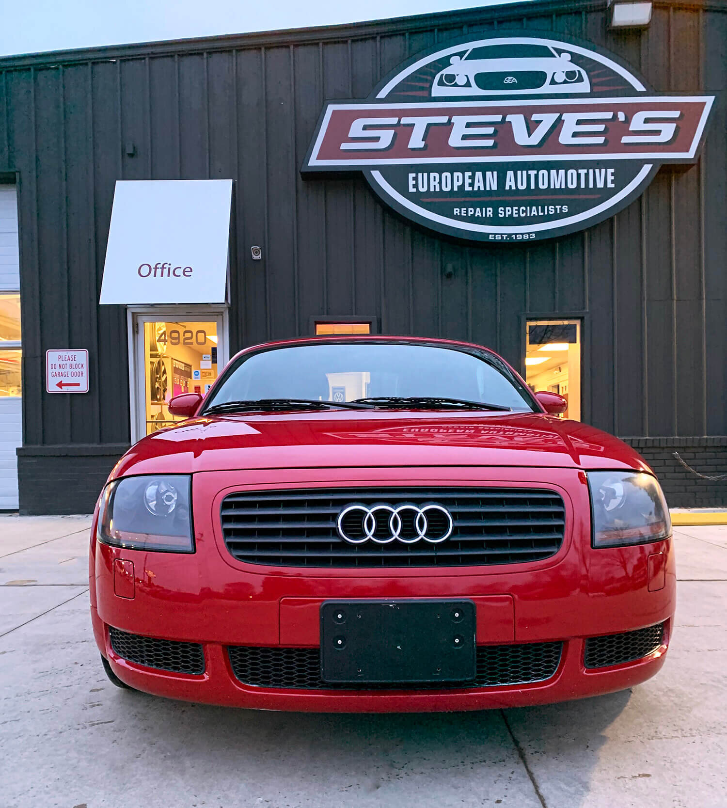 AudiTTRS-Front-Red.jpg